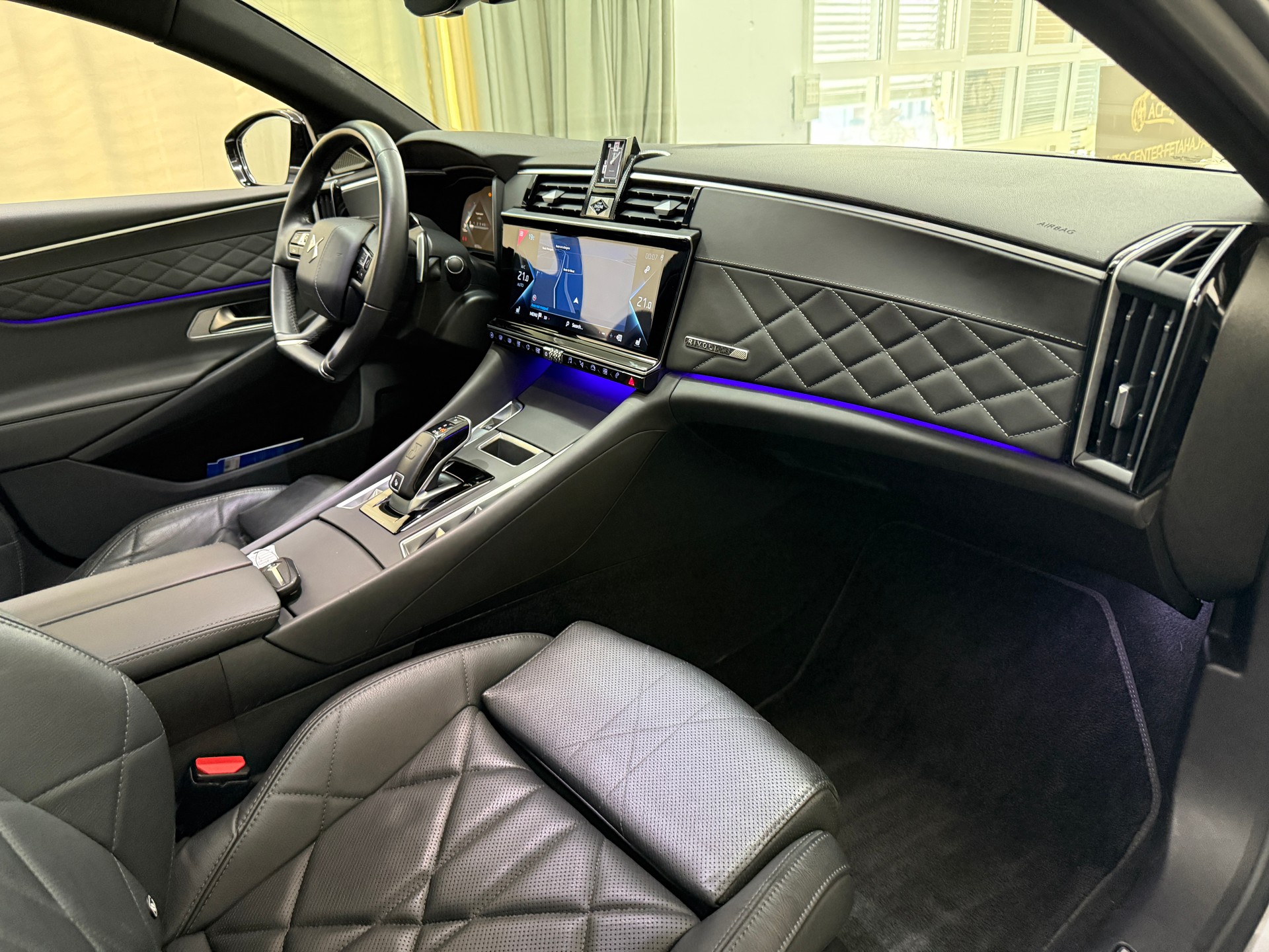 DS AUTOMOBILES DS 9 1.6 E-TENSE 225 Rivoli + e-EAT8-image-15