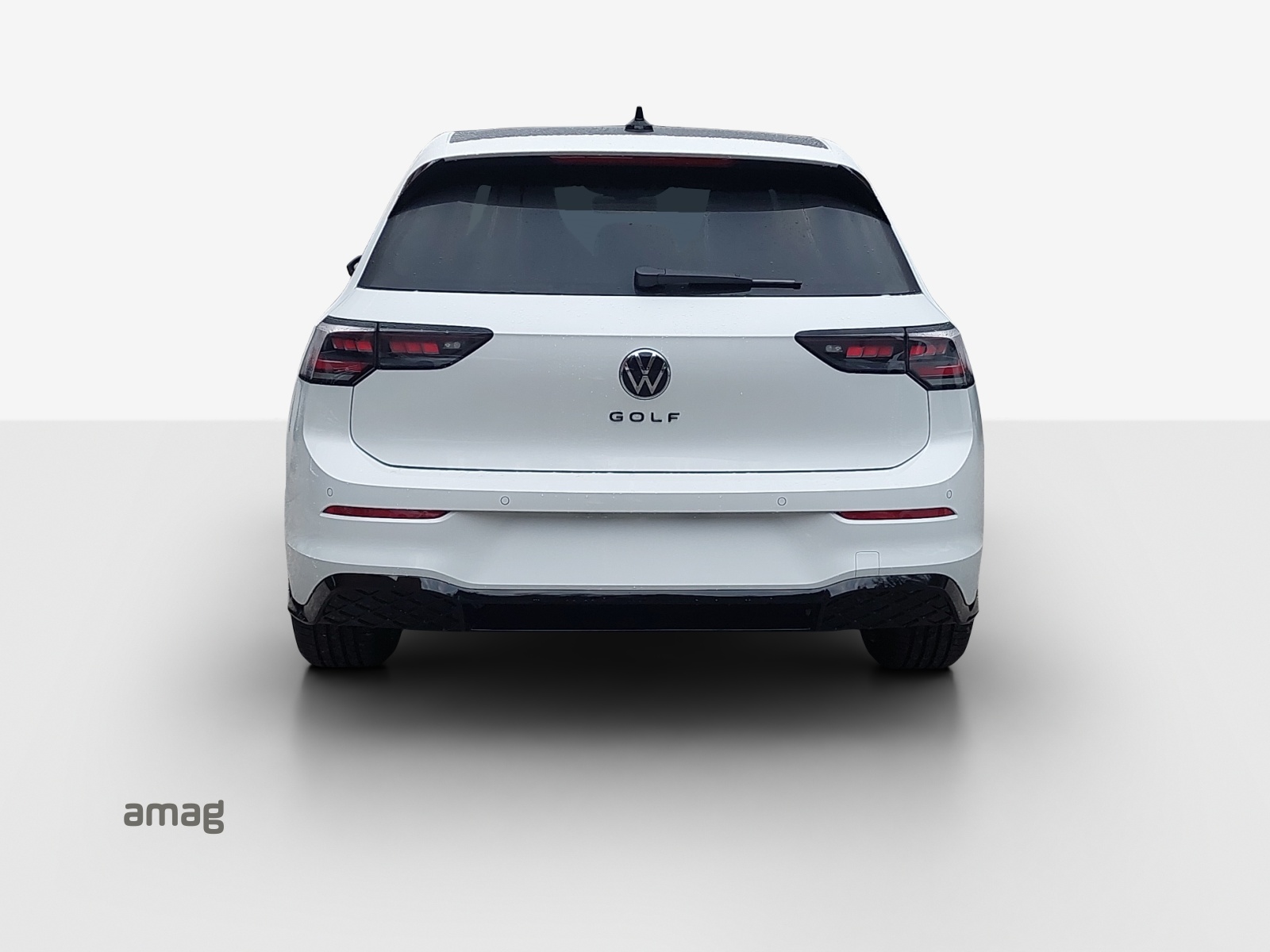 VW Golf 1.5 e TSI mHEV R-Line DSG-image-3