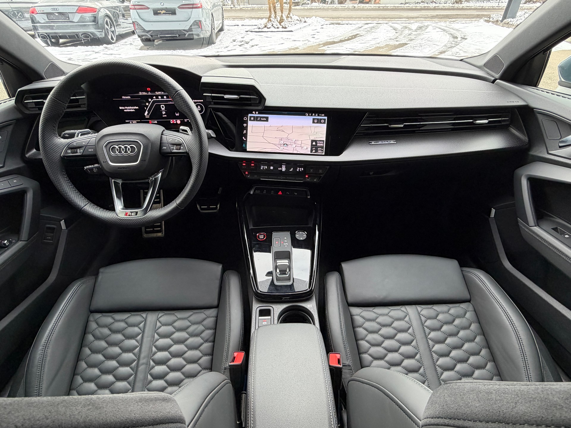 AUDI RS3 Sportback 2.5 TSI quattro S-tronic-image-21