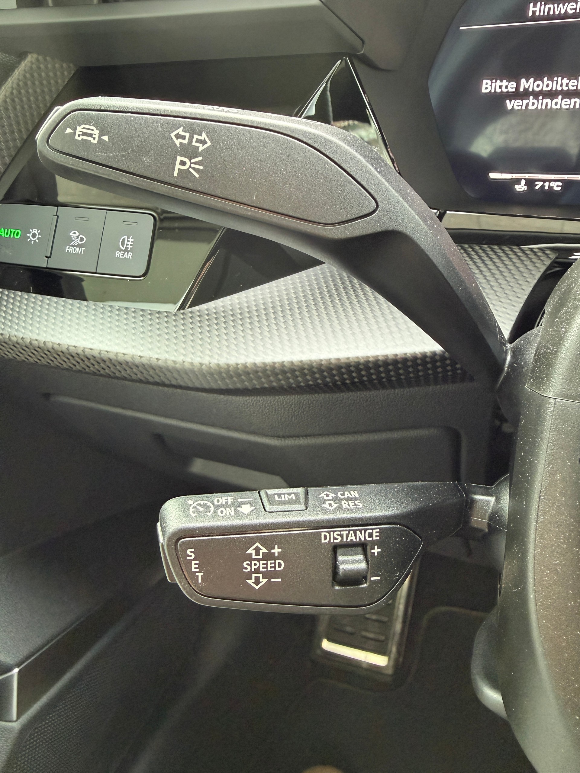 AUDI RS3 Sportback 2.5 TSI quattro S-tronic-image-24