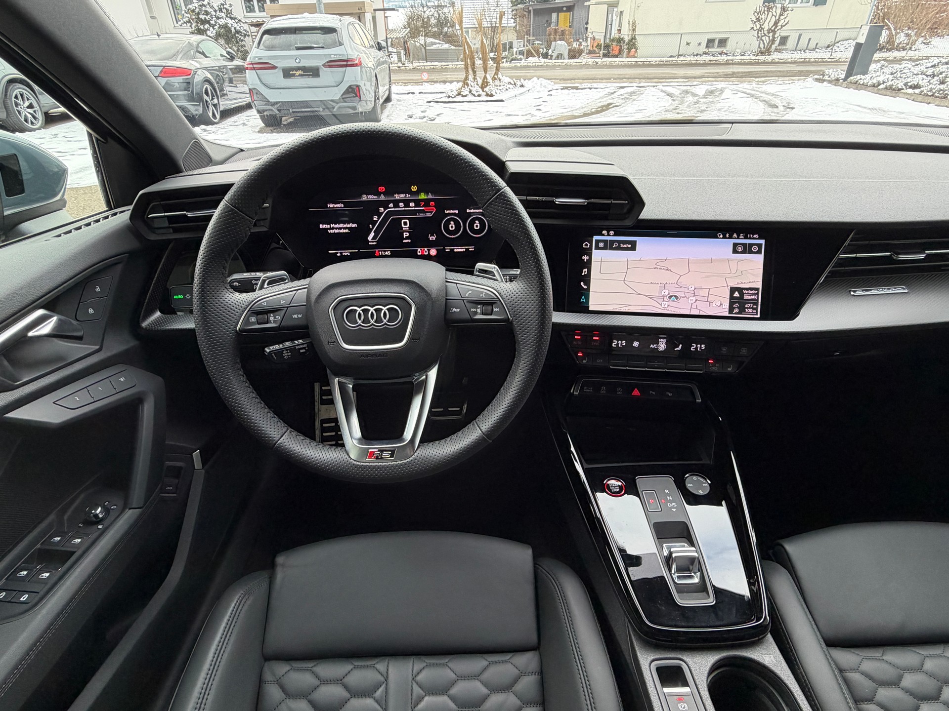 AUDI RS3 Sportback 2.5 TSI quattro S-tronic-image-23
