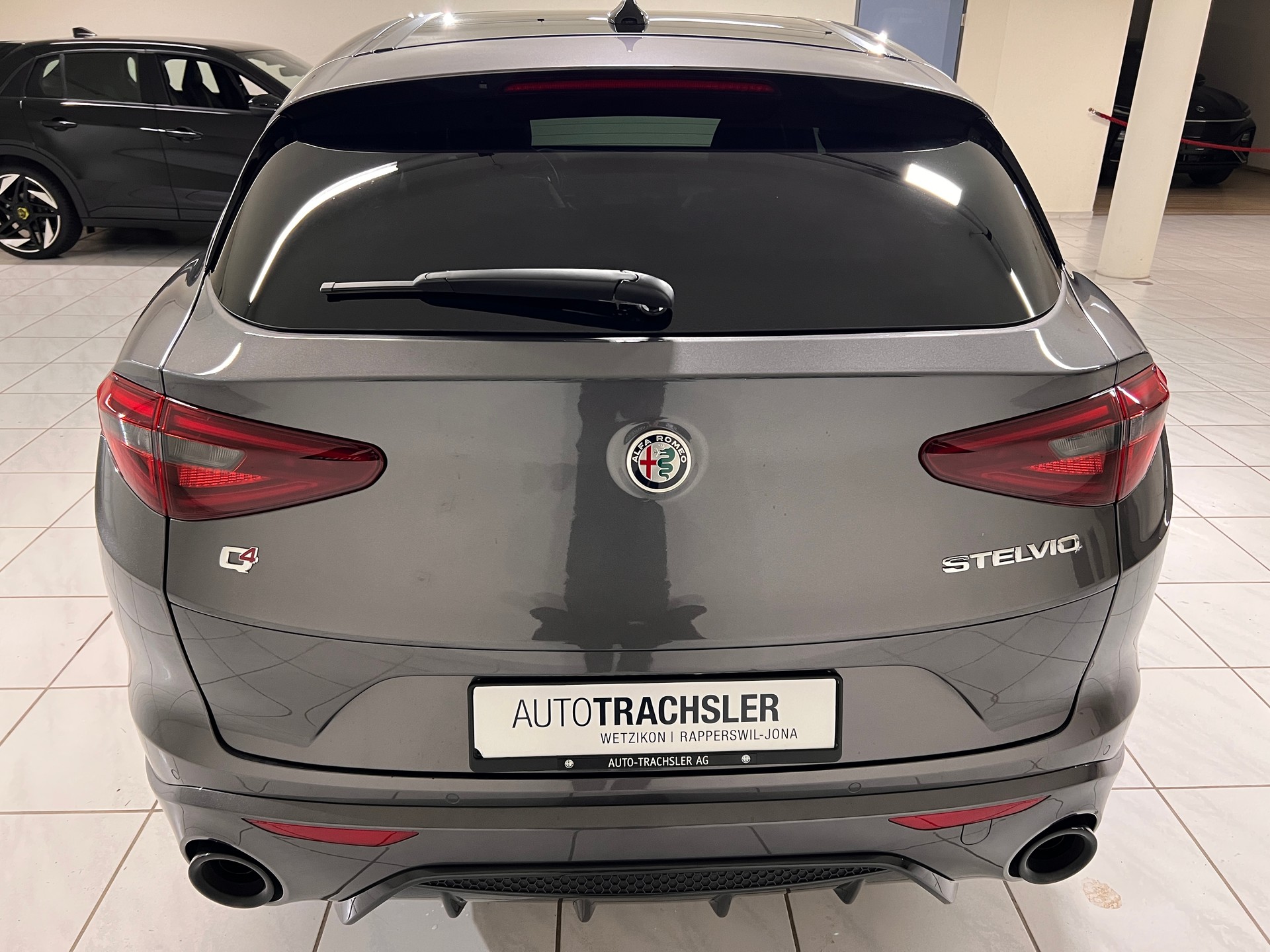ALFA ROMEO Stelvio 2.0 Veloce Premium Sky Q4-image-4