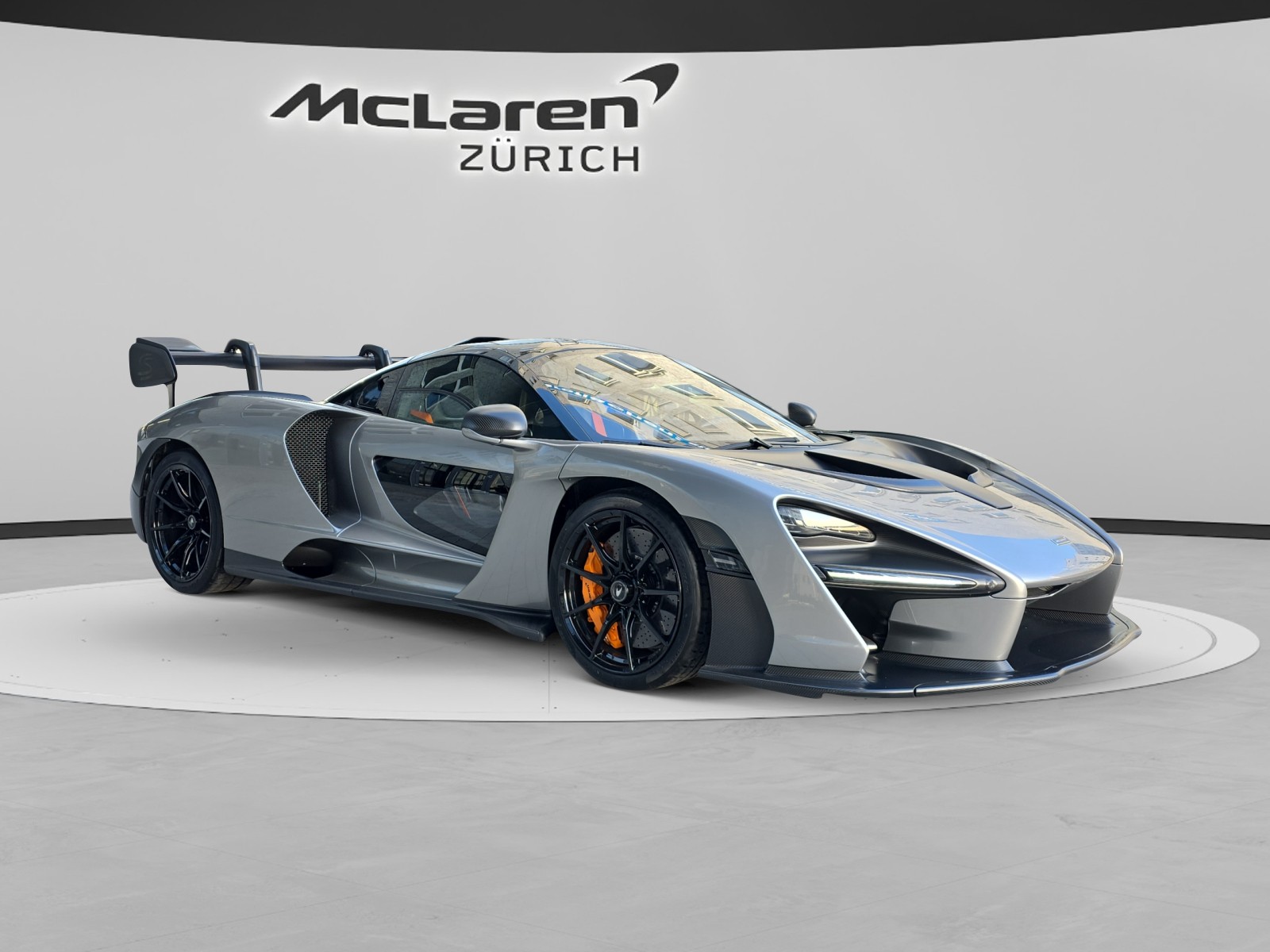 McLAREN SENNA-image-6