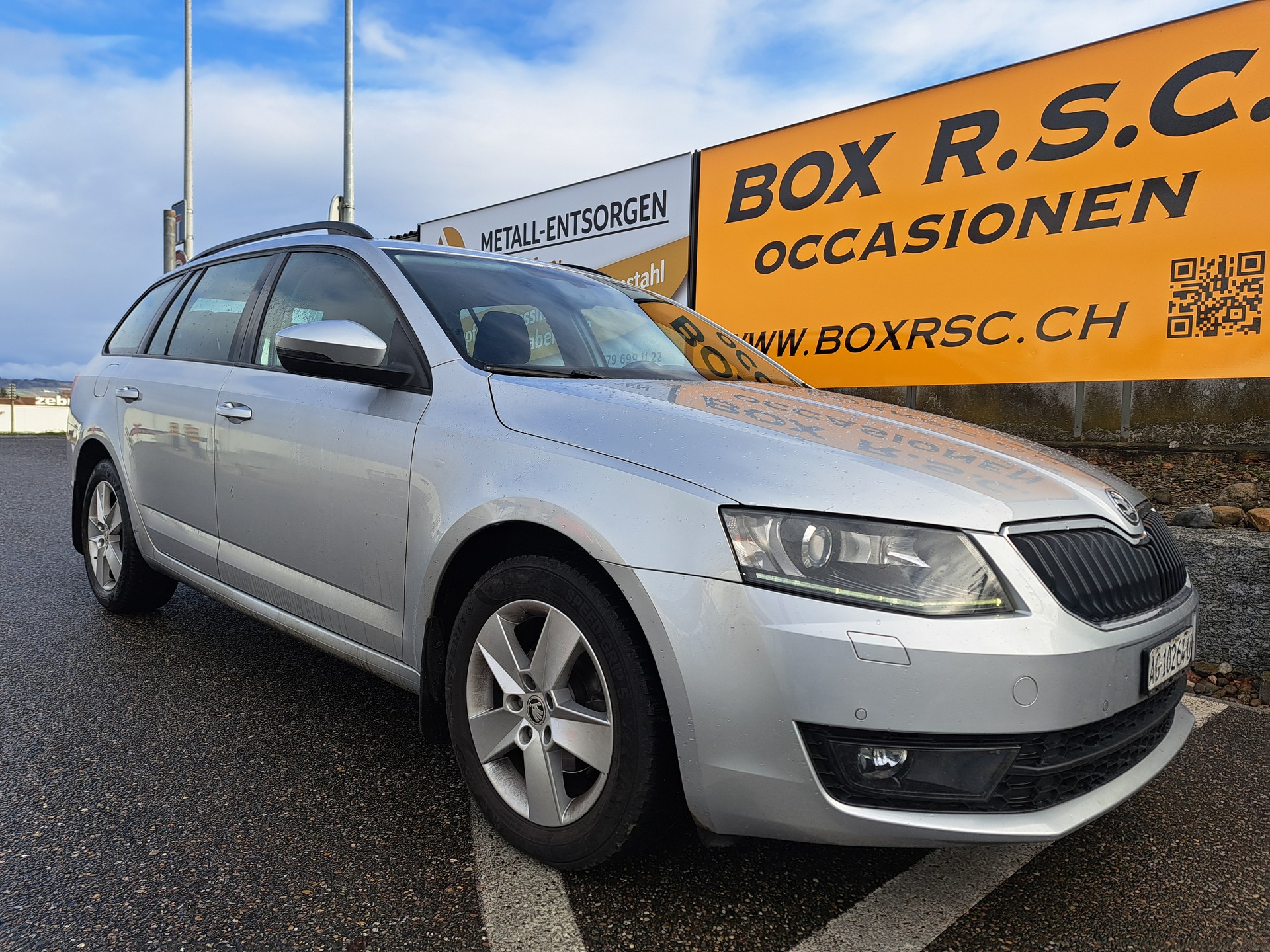 SKODA Octavia Combi 1.6 TDI Ambition DSG-image-2