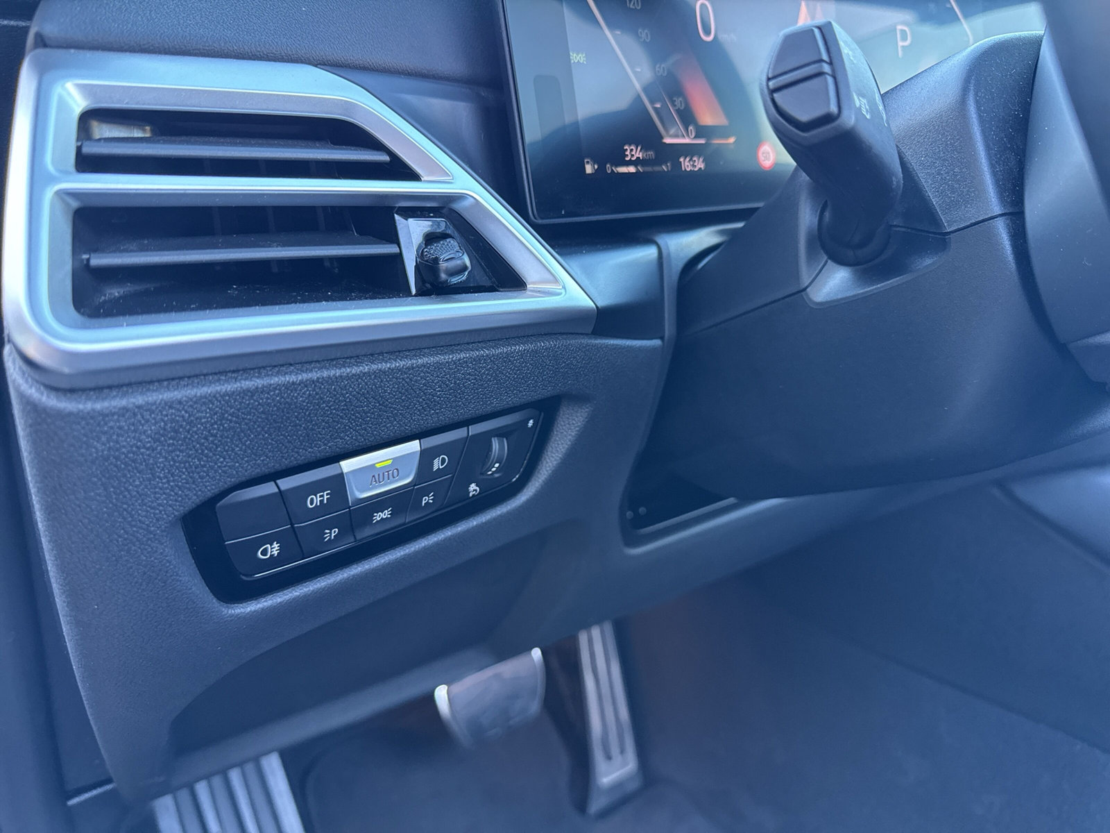 BMW 430i xDrive Cabriolet M Sport Steptronic-image-19