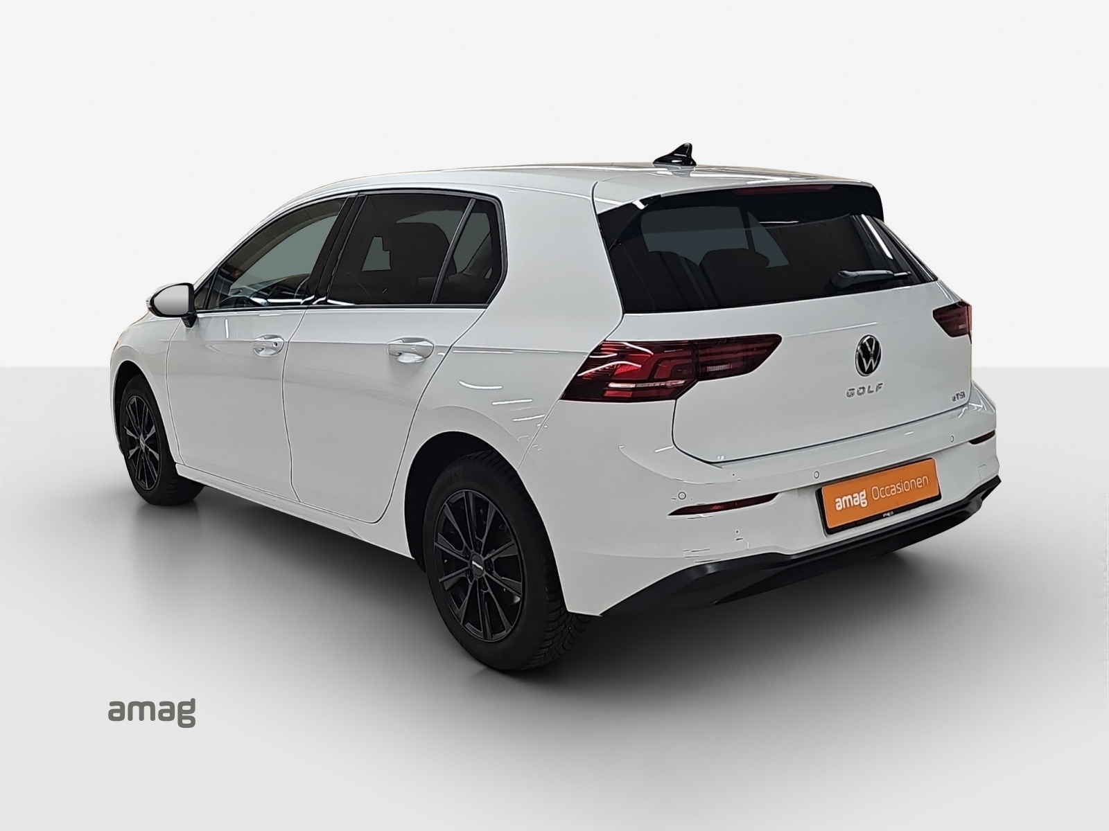 VW Golf 1.5 e TSI mHEV Life DSG-image-2