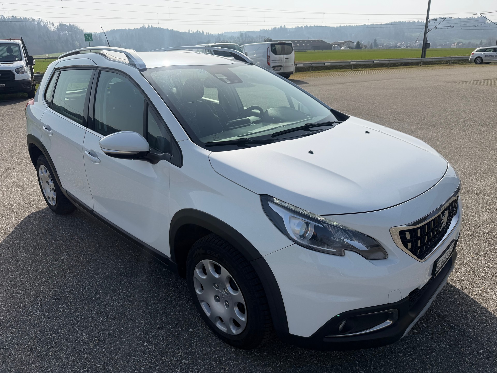 PEUGEOT 2008 1.5 BlueHDi Allure EAT-image-2