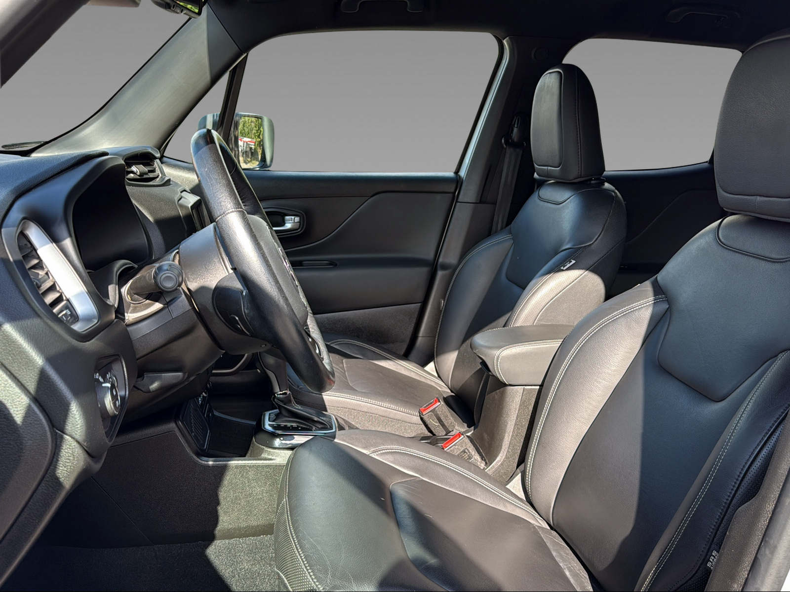 JEEP Renegade 1.3 Turbo 80th Anniversary-image-3