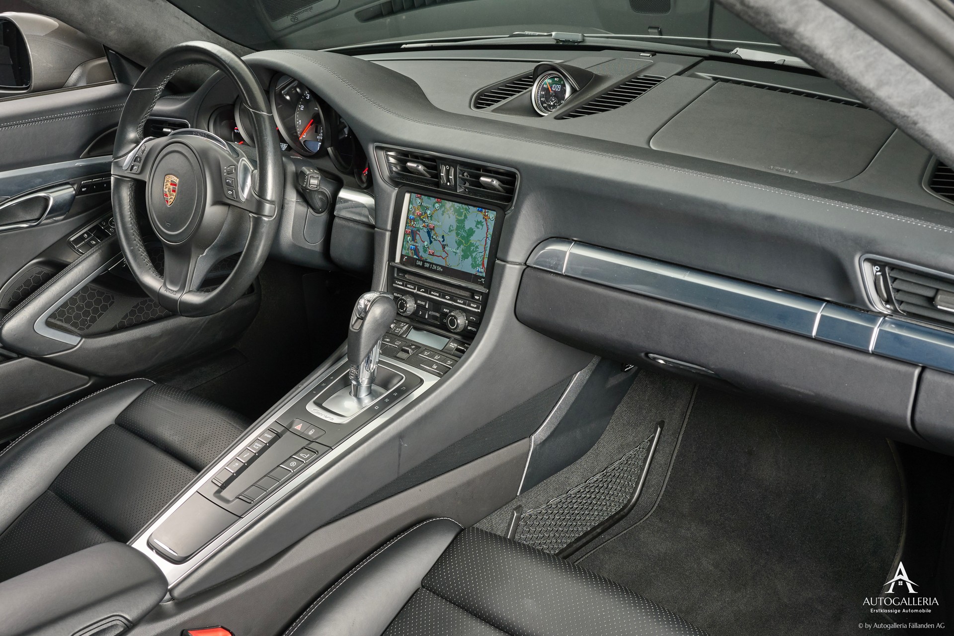 PORSCHE 911 Carrera 4S PDK-image-8