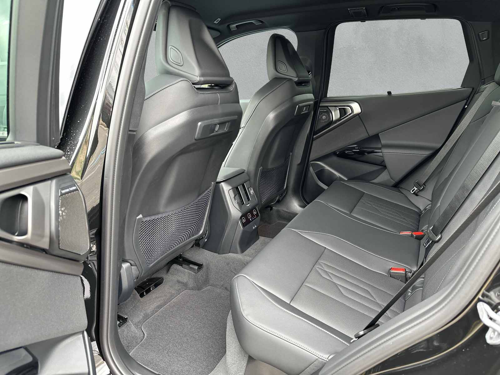 BMW X3 xDrive 30e M Sport Pro**Action de leasing à 0.9%**-image-11