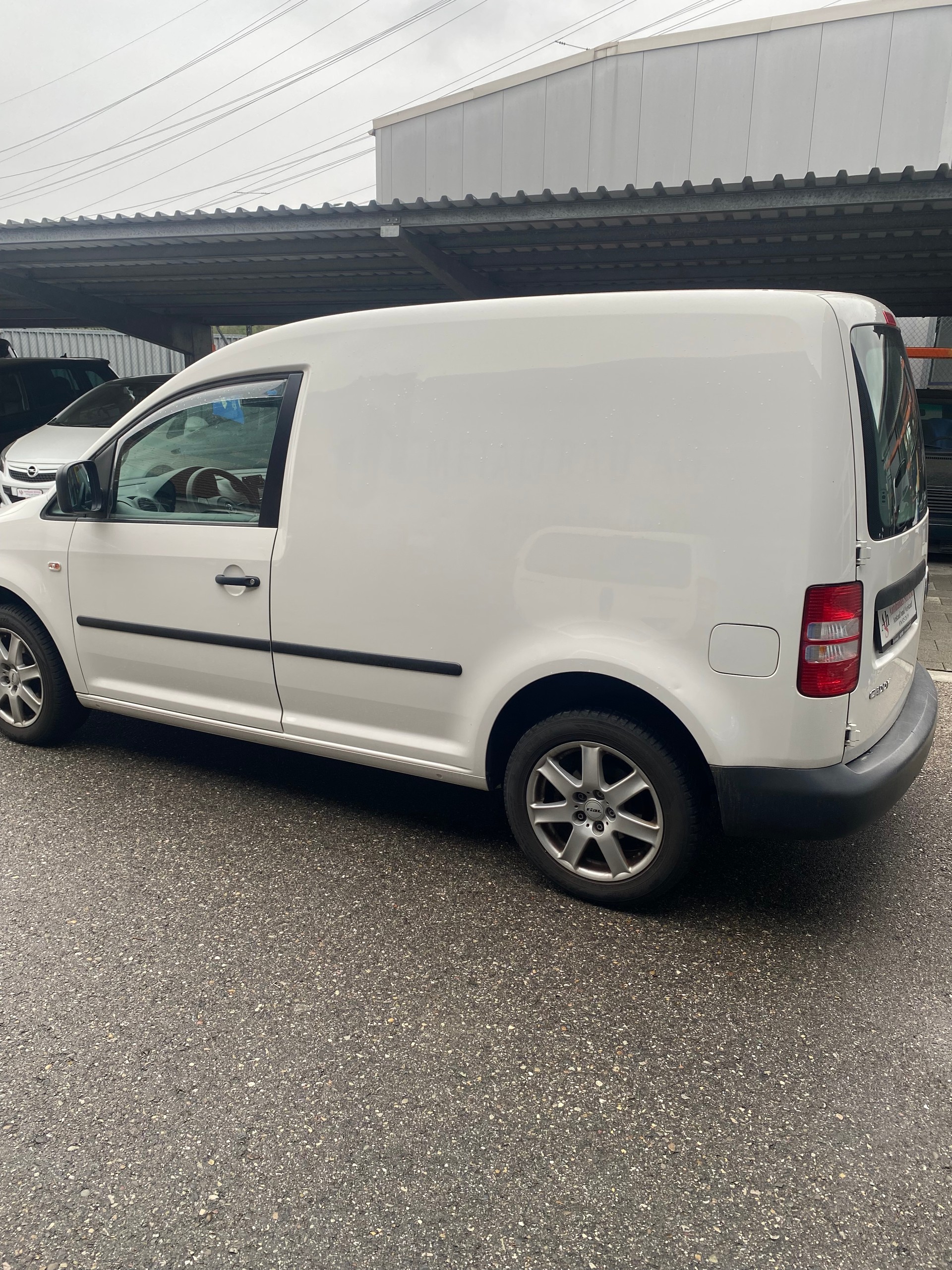 VW Caddy 1.2 TSI-image-5