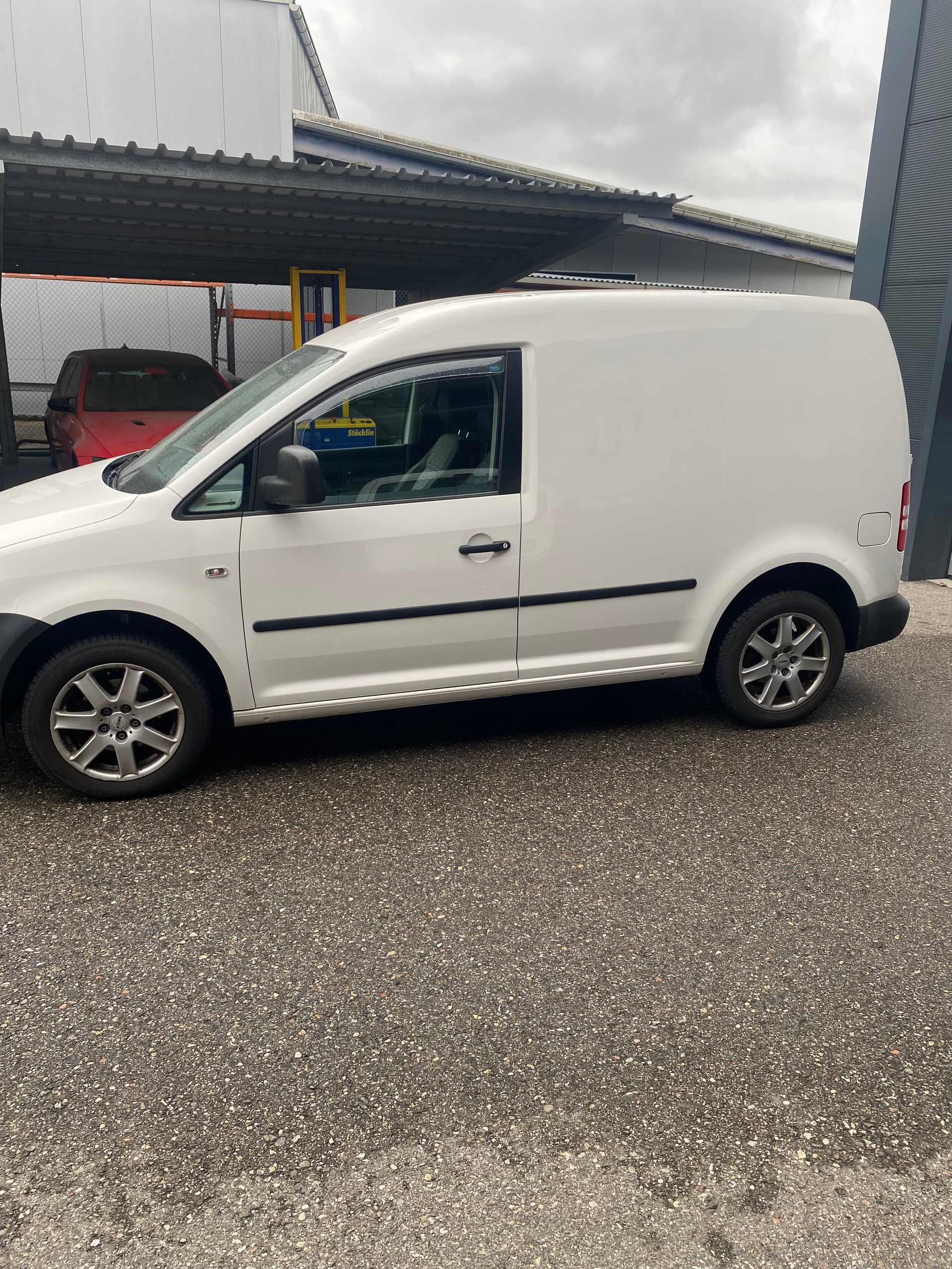 VW Caddy 1.2 TSI-image-4