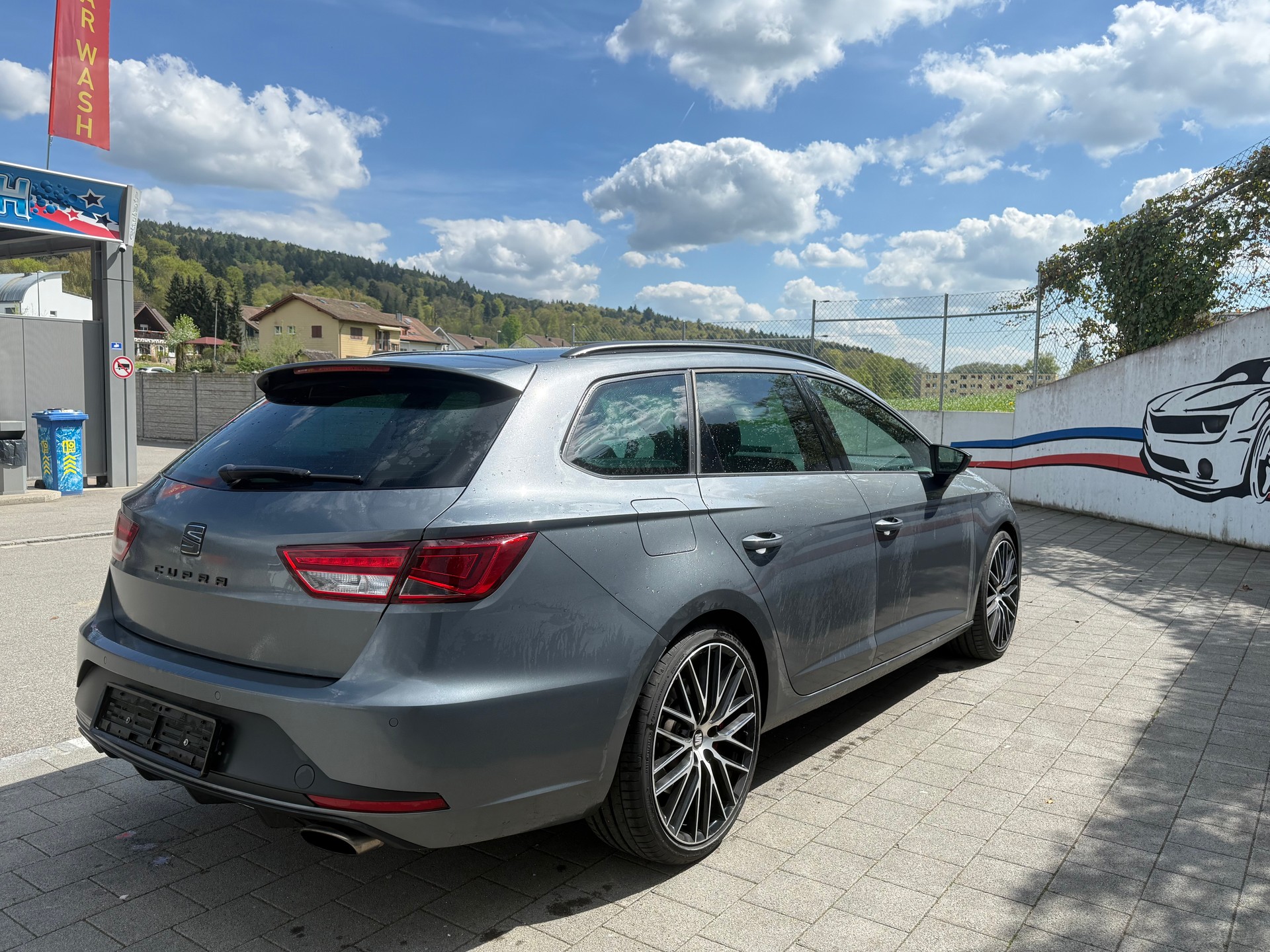 SEAT Leon ST 2.0 TSI Cupra 290 DSG-image-4