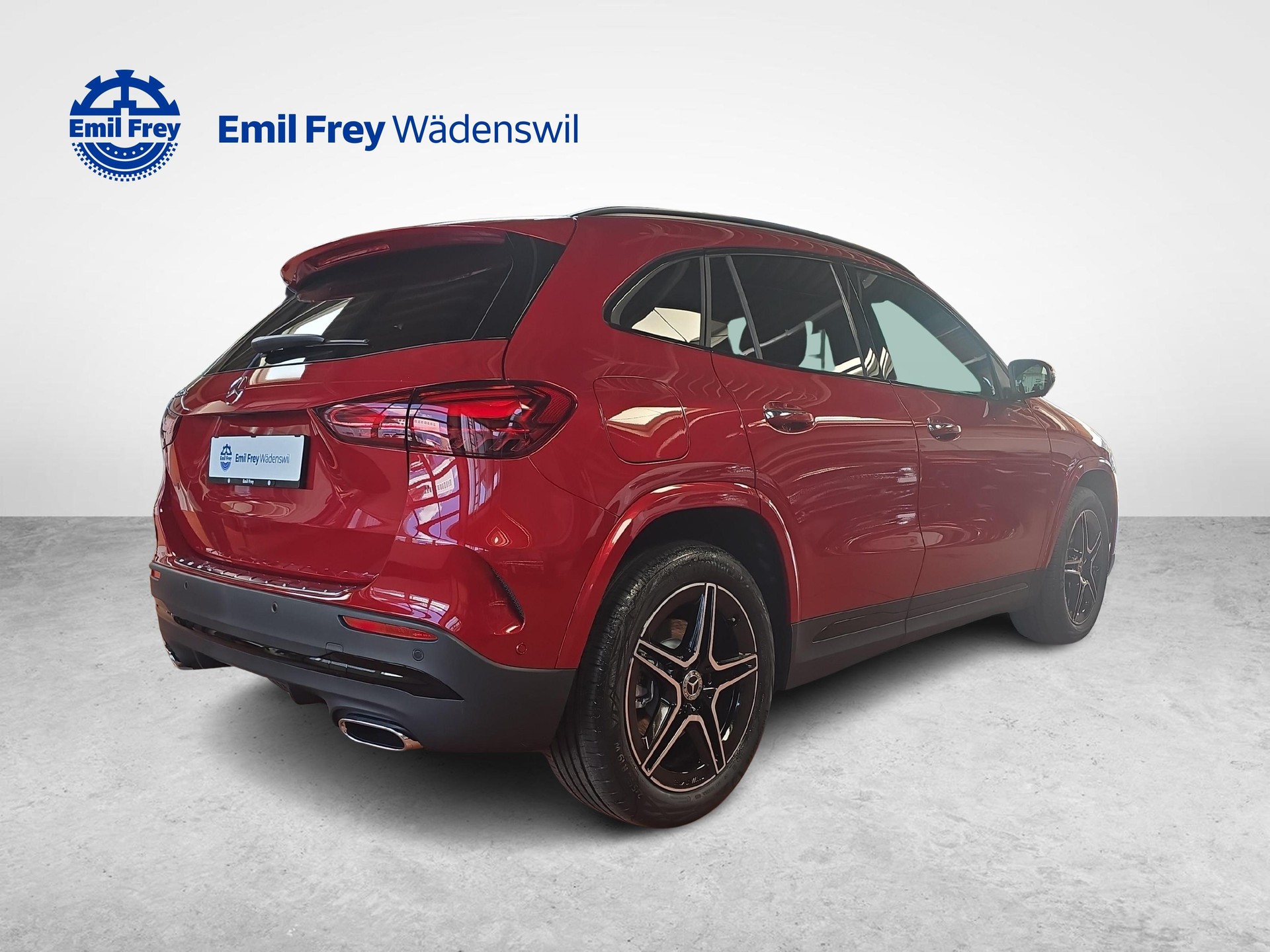MERCEDES-BENZ GLA 250 e EQ Star AMG Line-image-3