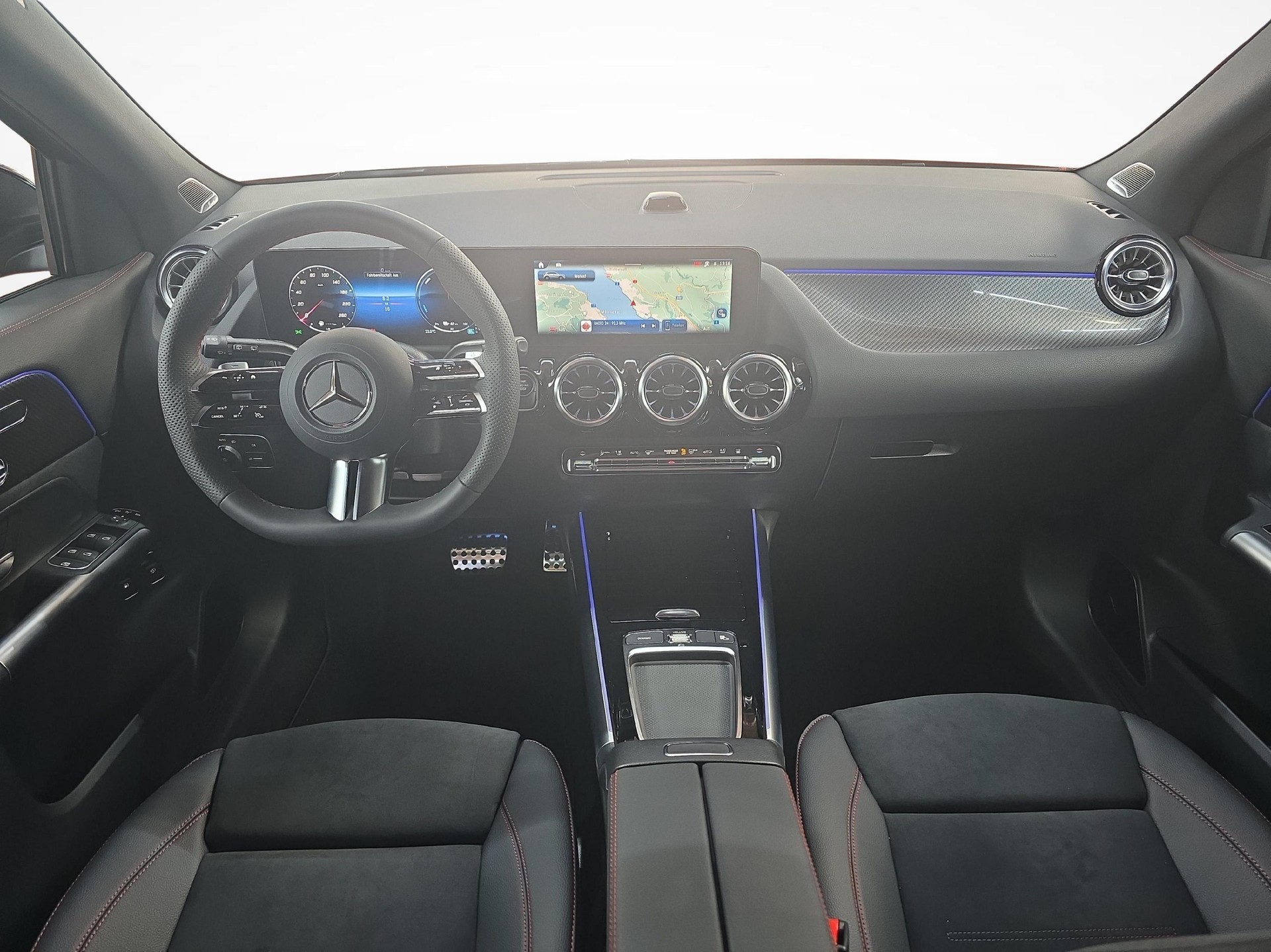 MERCEDES-BENZ GLA 250 e EQ Star AMG Line-image-6