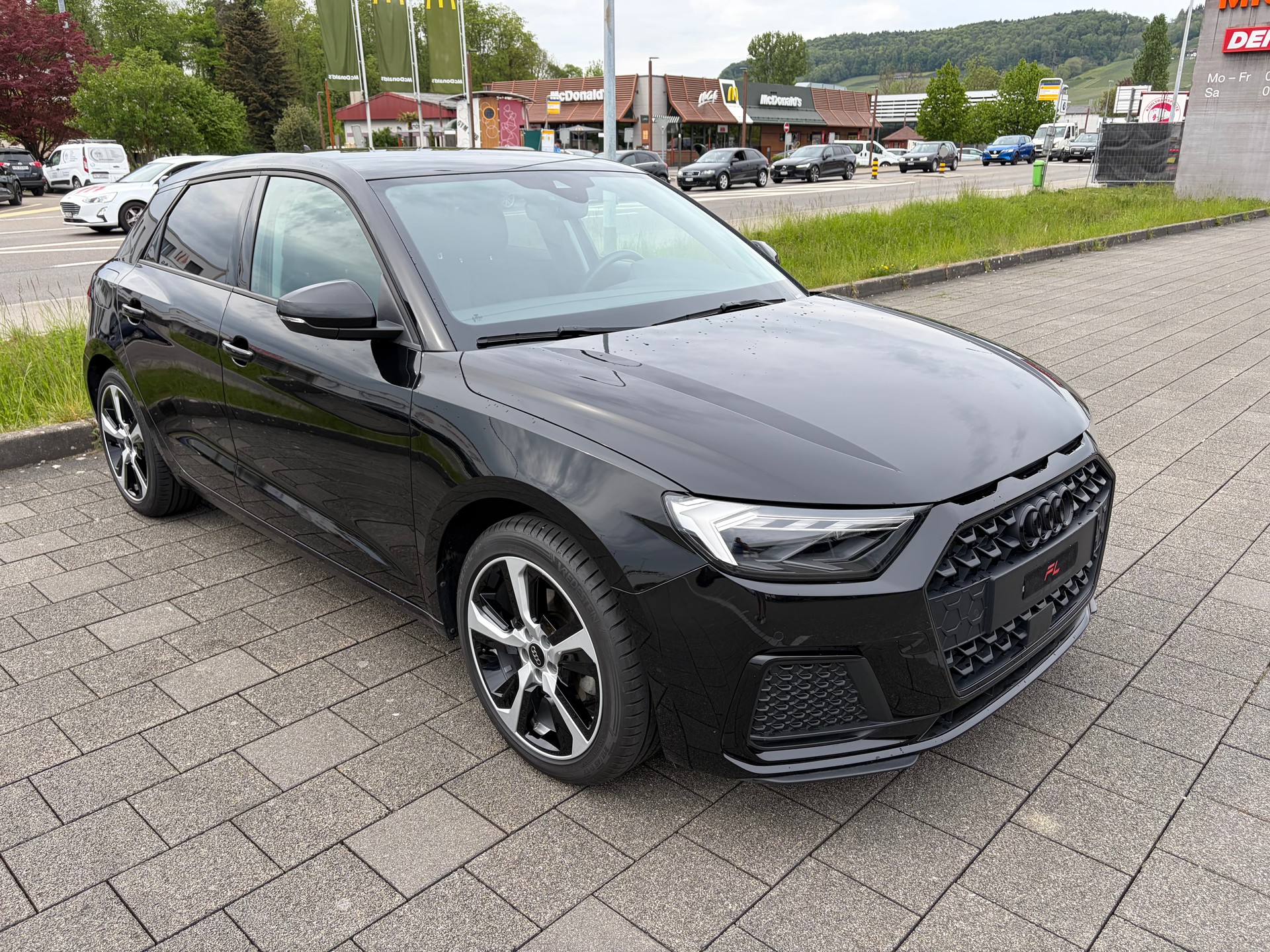 AUDI A1 Sportback 30 TFSI advanced S-tronic-image-0