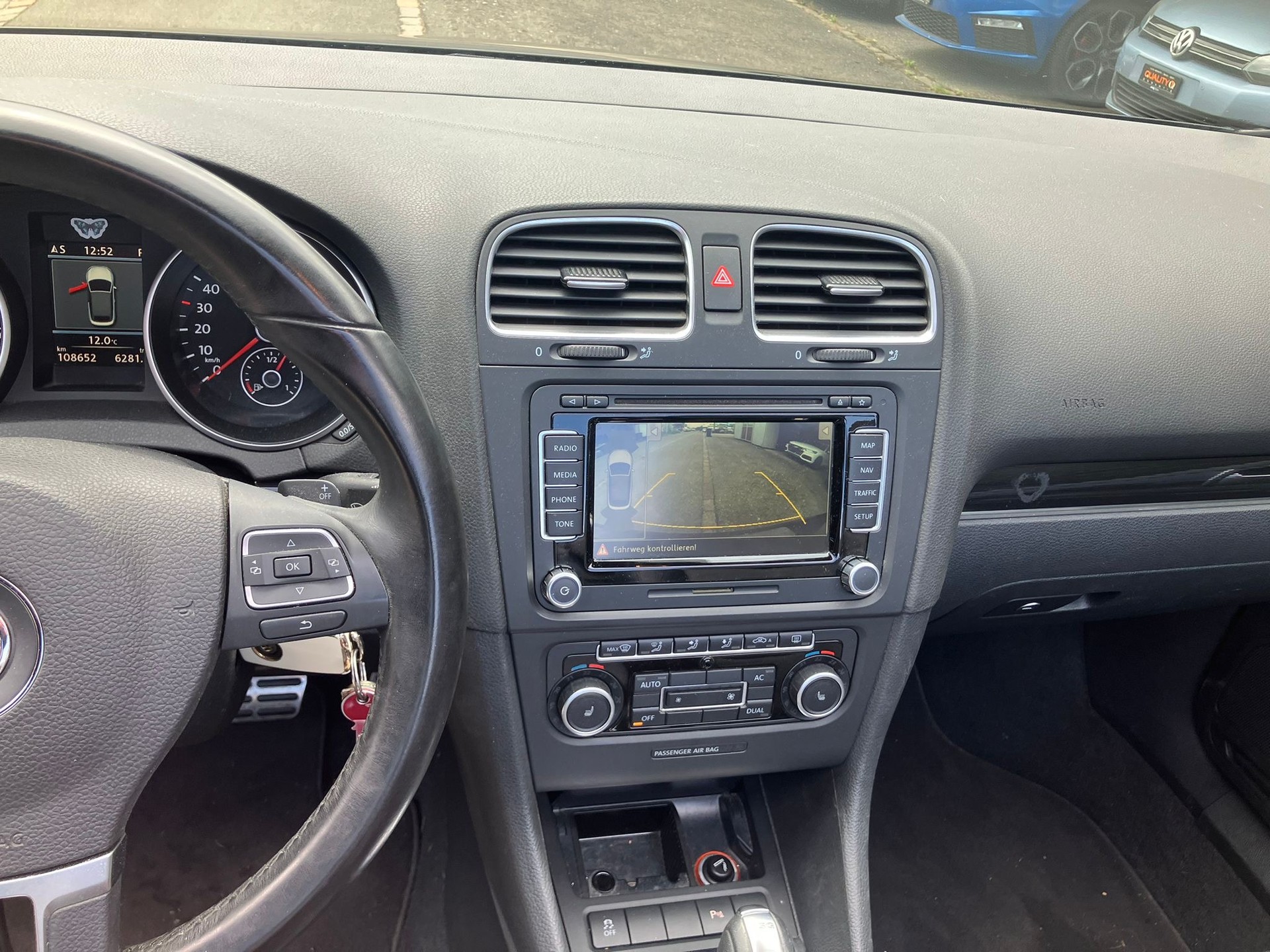 VW Golf Cabrio 1.4 TSI DSG-image-9