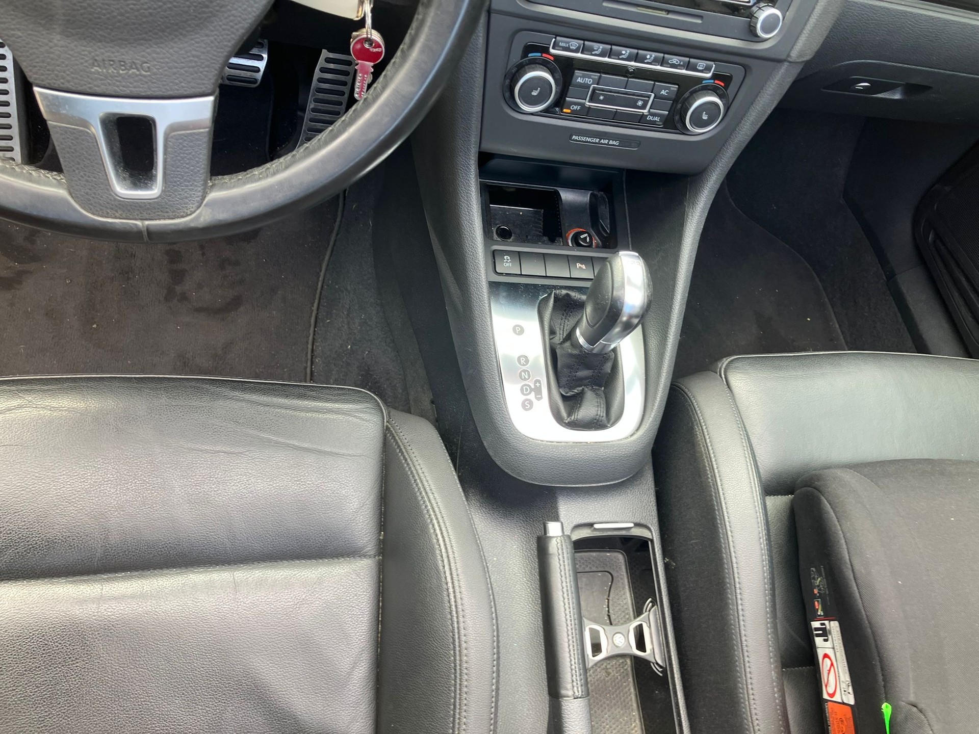 VW Golf Cabrio 1.4 TSI DSG-image-11