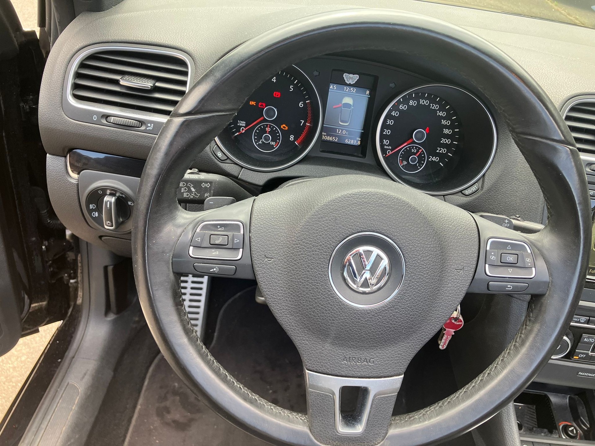 VW Golf Cabrio 1.4 TSI DSG-image-7