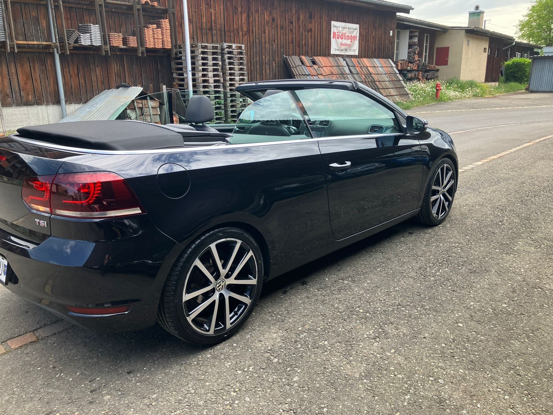 VW Golf Cabrio 1.4 TSI DSG-image-3