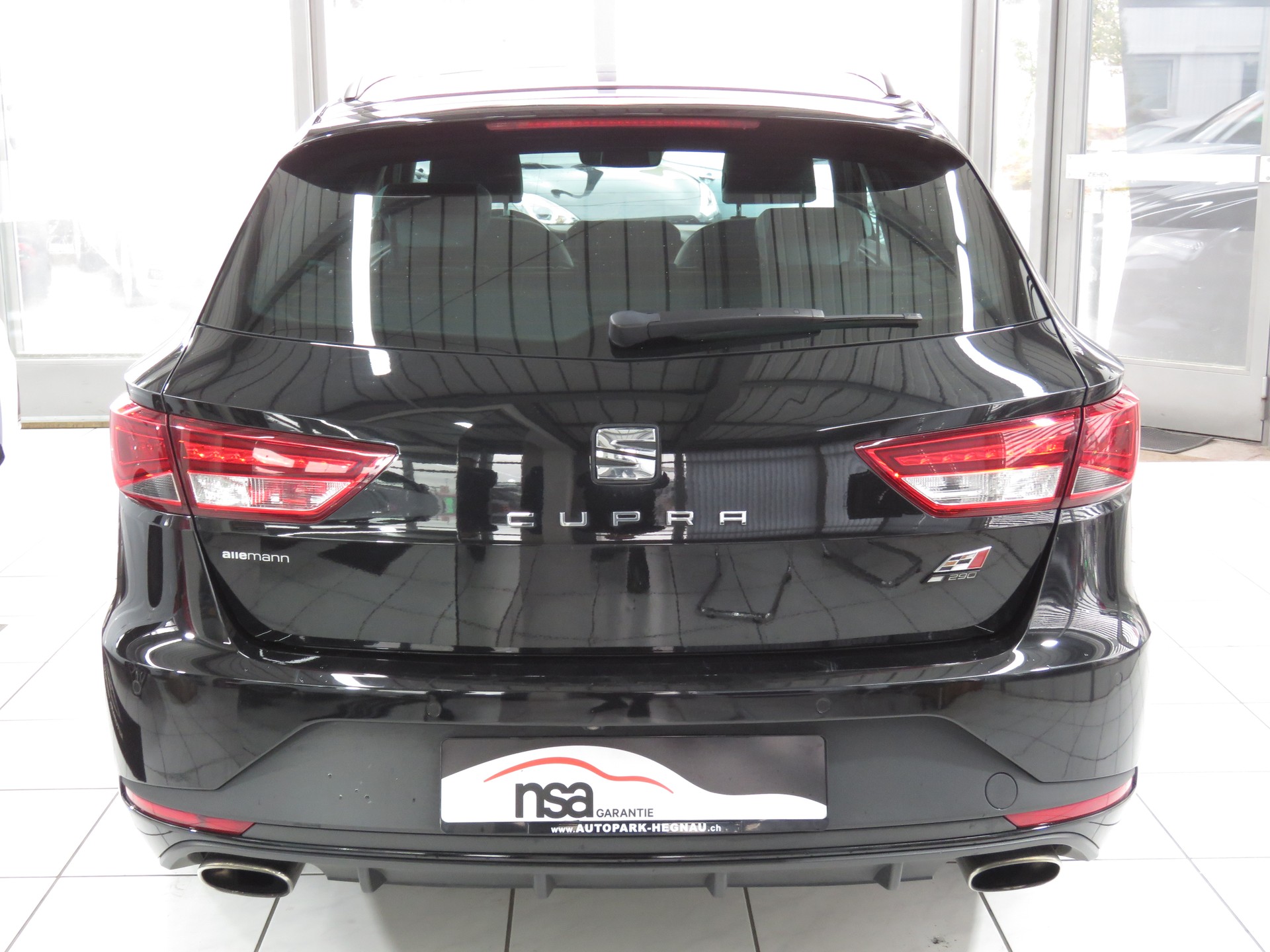 SEAT Leon ST 2.0 TSI Cupra 290 PS DSG (Automat)-image-4