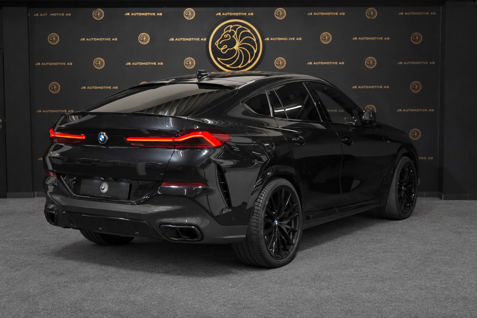 BMW X6 xDrive 48V 40d Steptronic M Sport-showroom-element-1