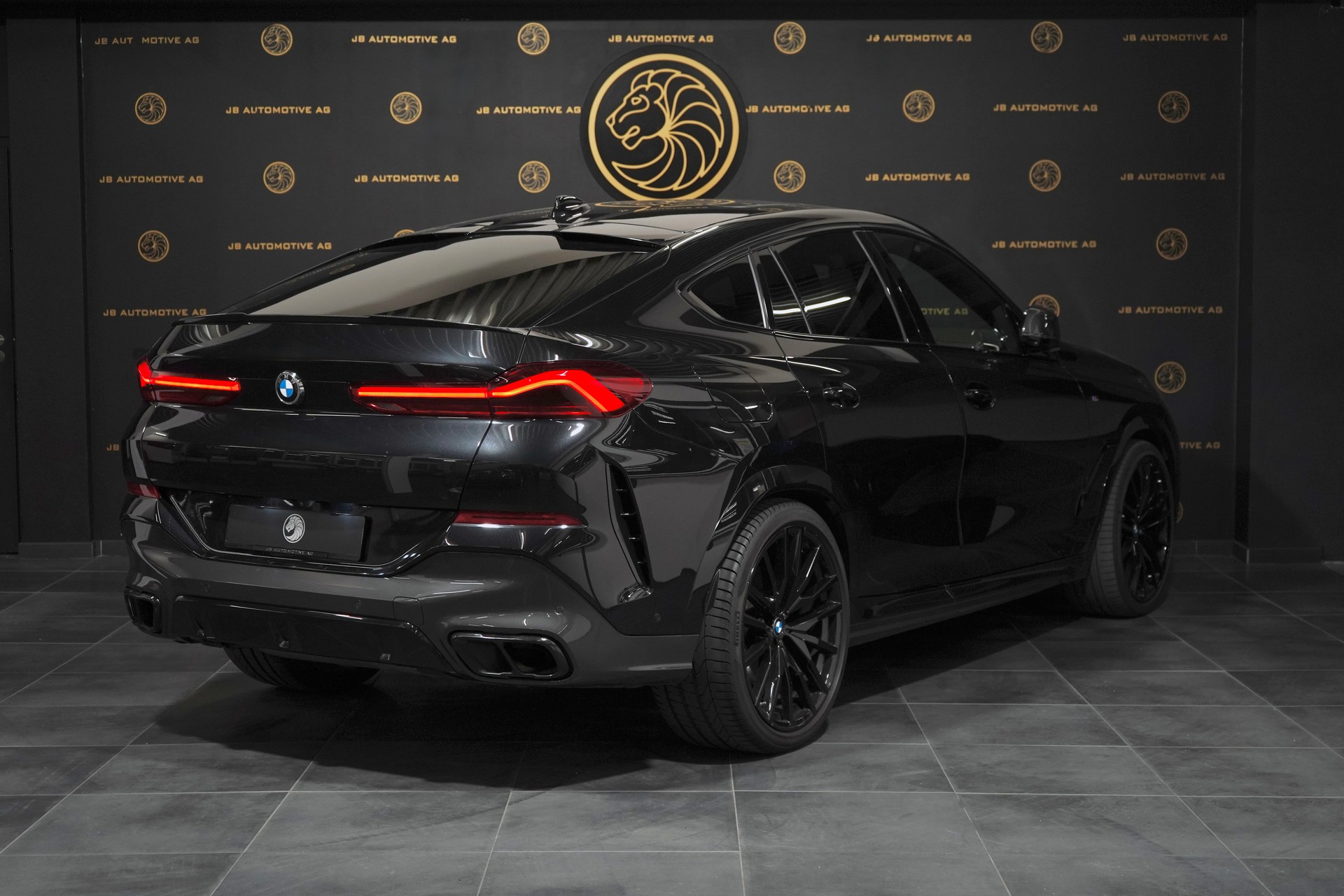 BMW X6 xDrive 48V 40d Steptronic M Sport-image-1