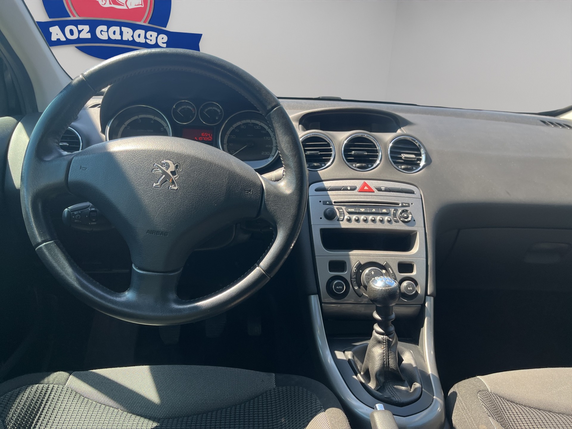 PEUGEOT 308 SW 1.6 16V VTI Business-image-11