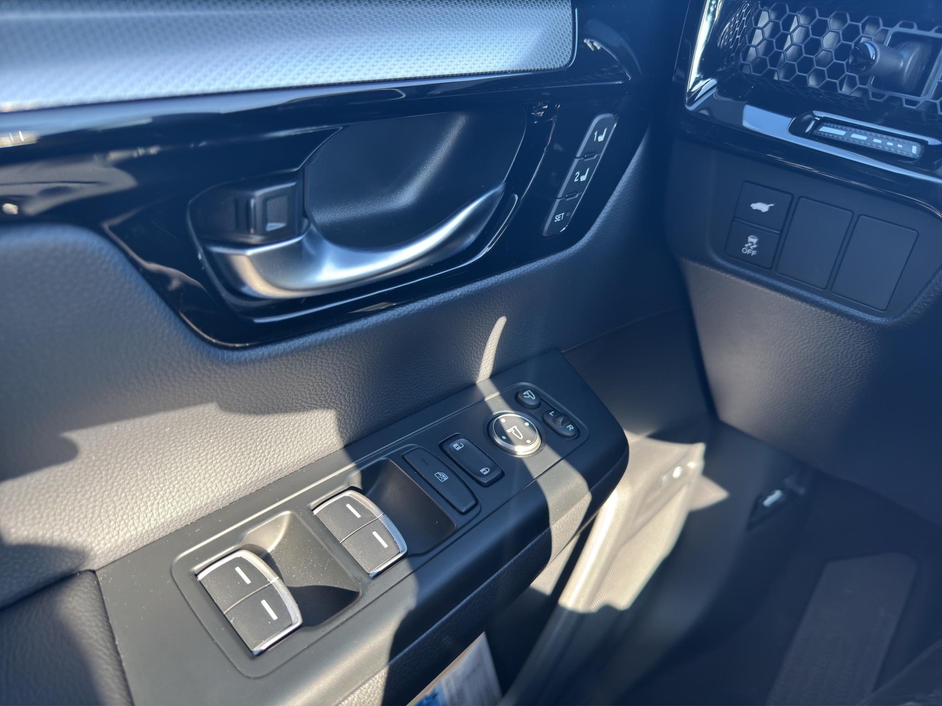 HONDA CR-V 2.0 i-MMD Plug-in Hybrid Advance Tech 2WD-image-12