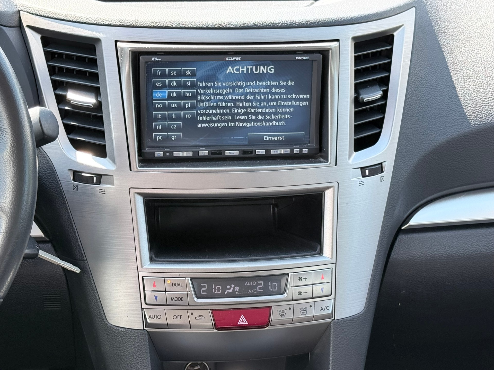 SUBARU Legacy 2.0i Swiss AWD Lineartronic-image-15