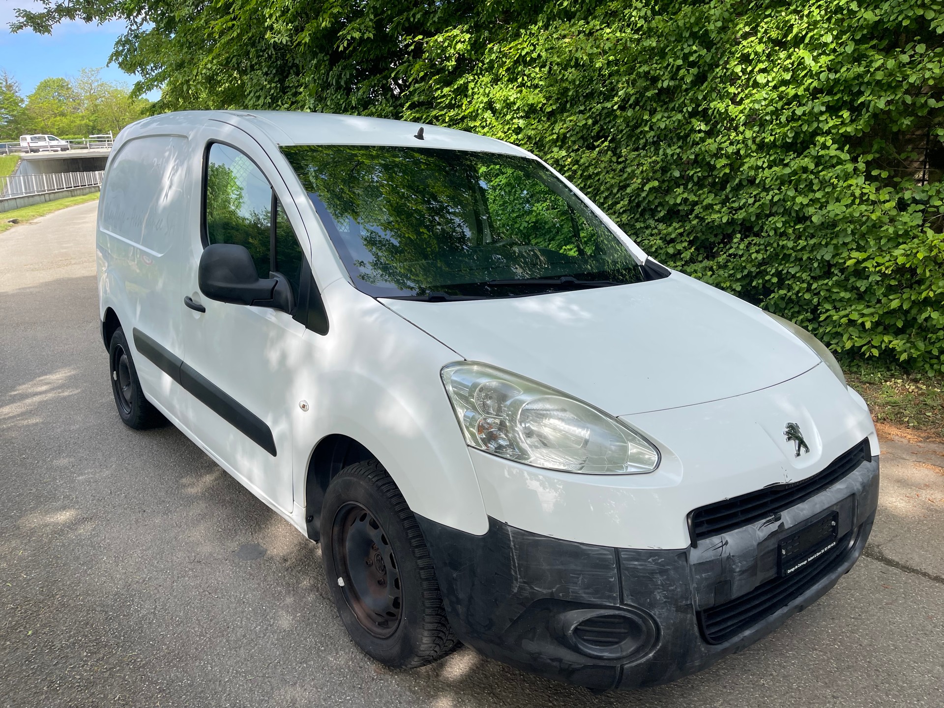PEUGEOT Partner 1.6 HDI Urban-image-2