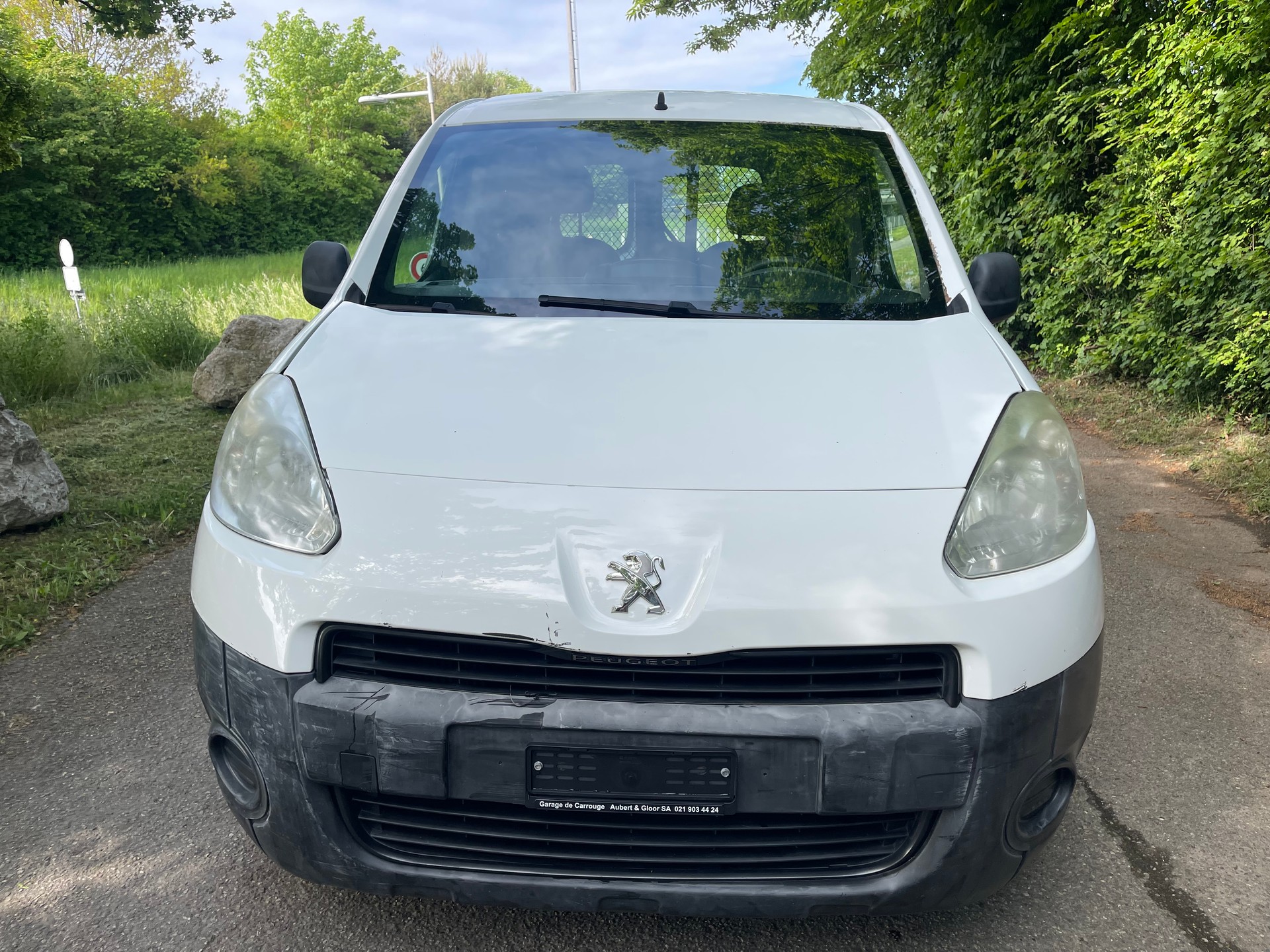 PEUGEOT Partner 1.6 HDI Urban-image-0