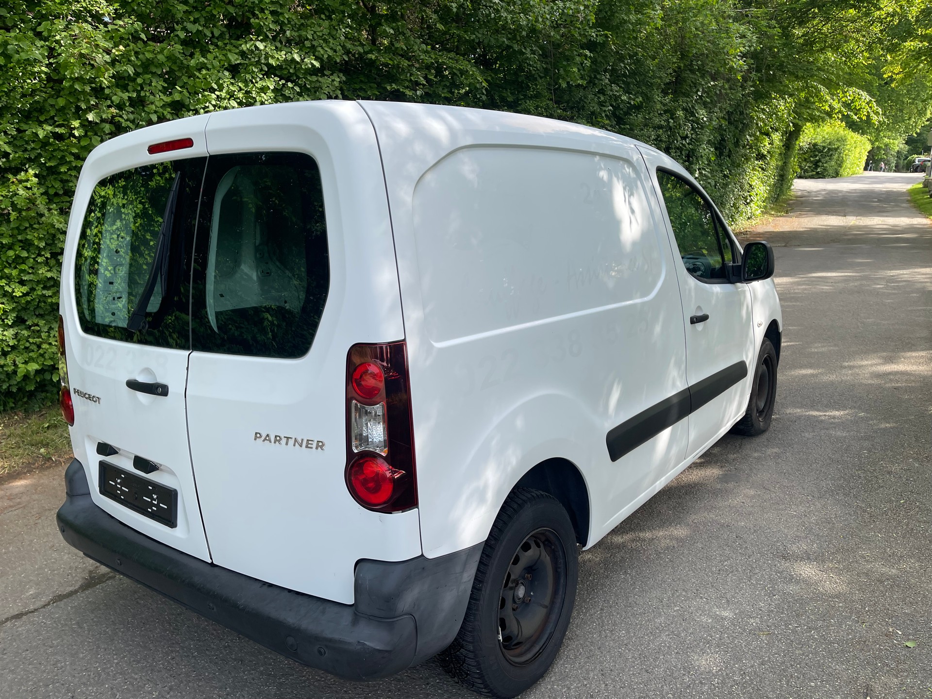 PEUGEOT Partner 1.6 HDI Urban-image-3