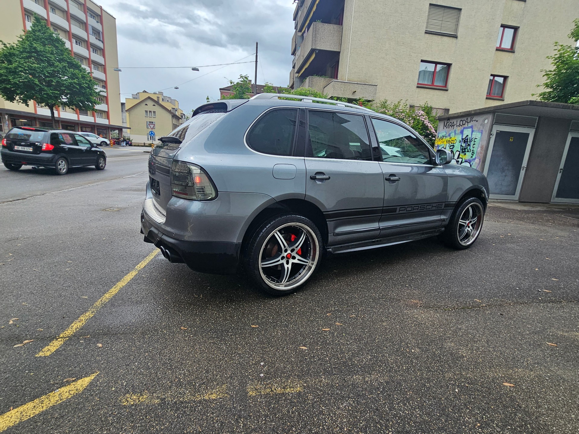 PORSCHE Cayenne S-image-6