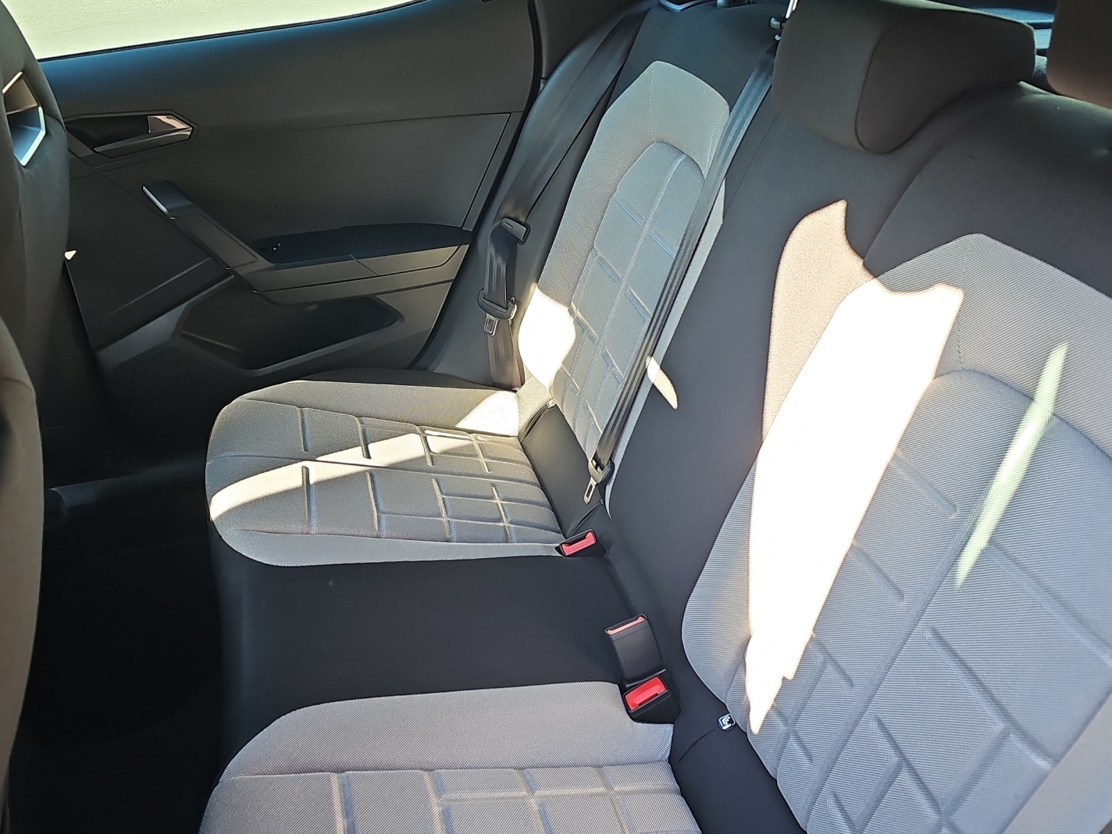 SEAT Ibiza 1.0 EcoTSI Move FR DSG-image-12