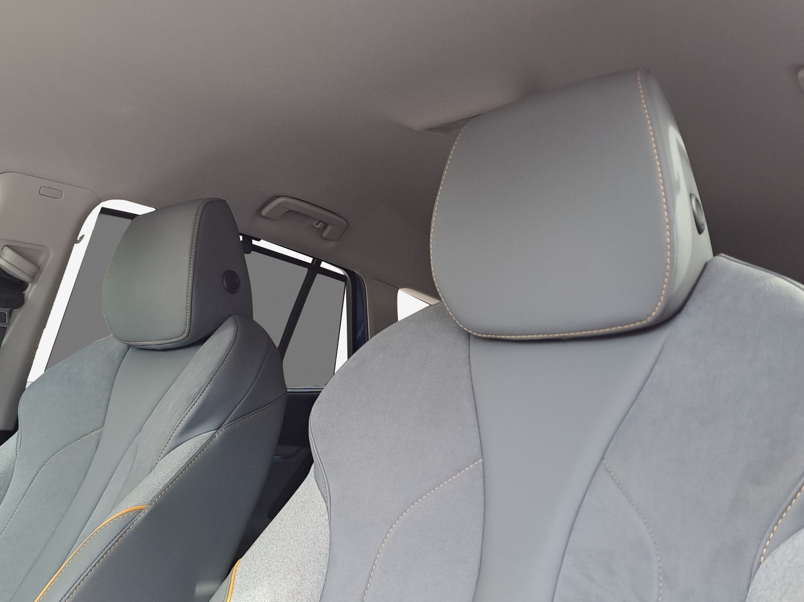 SKODA Enyaq iV 80-image-15