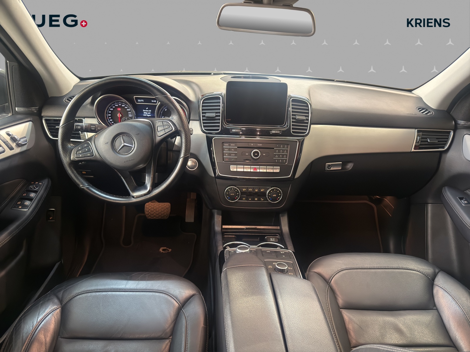 MERCEDES-BENZ GLE 350 d 4M - Executive / DISTRONIC / 360 Grad Kamera-image-10
