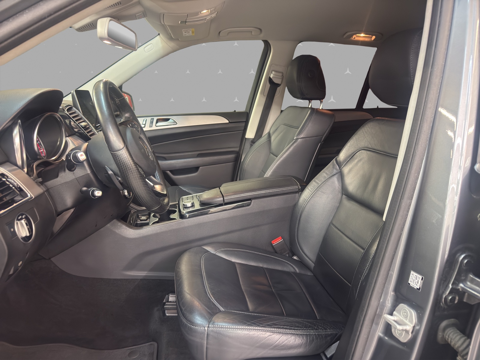 MERCEDES-BENZ GLE 350 d 4M - Executive / DISTRONIC / 360 Grad Kamera-image-7