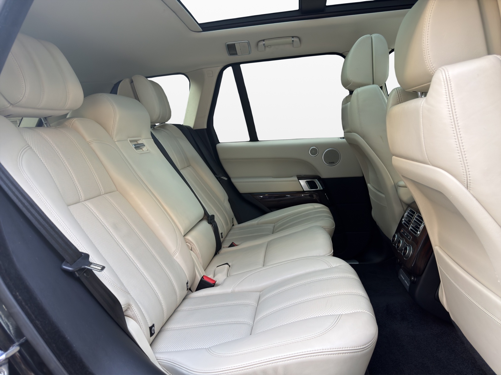 LAND ROVER Range Rover 3.0 TDV6 Vogue Automatic-image-18