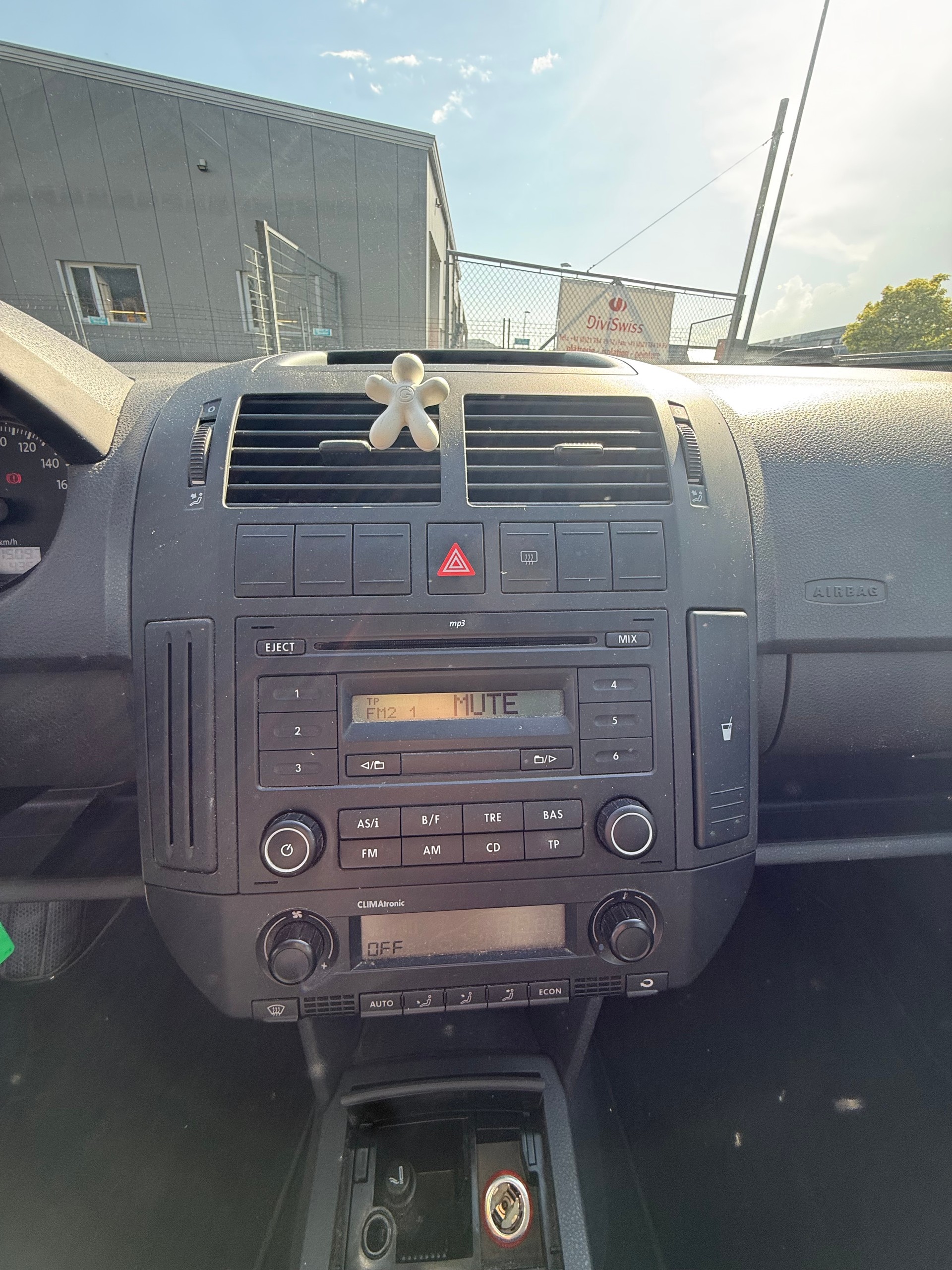 VW Polo 1.4 16V Comfortline-image-9