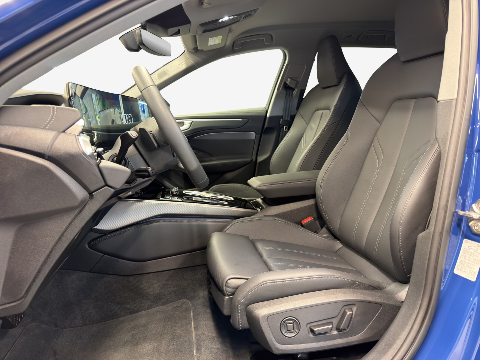 AUDI A6 Avant TFSI quattro 270 kW S tronic-image-7
