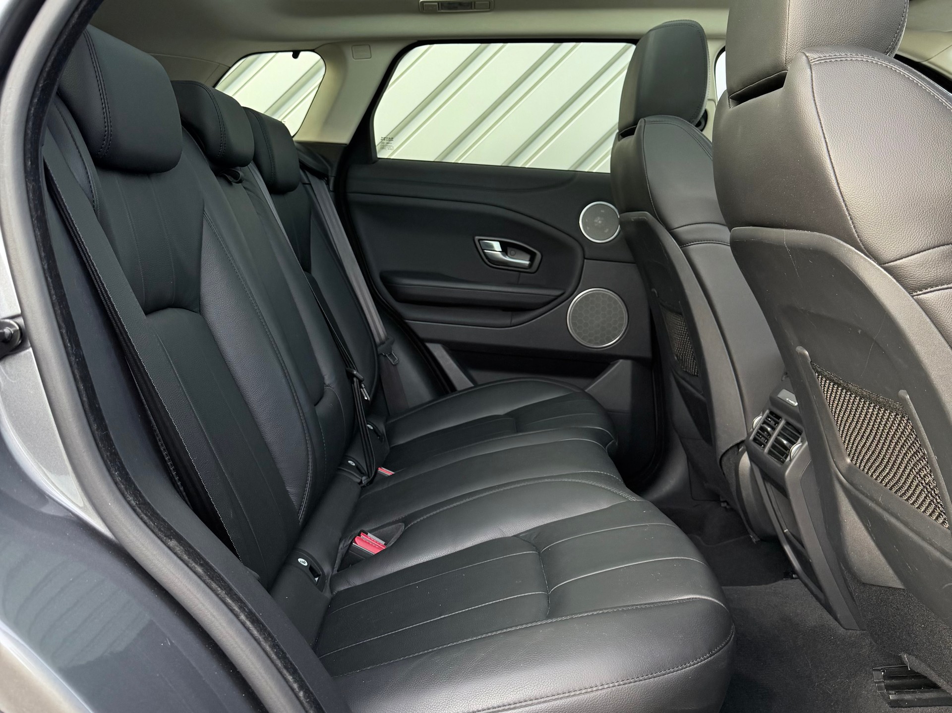 LAND ROVER Range Rover Evoque 2.0 TD4 HSE Dynamic-image-10