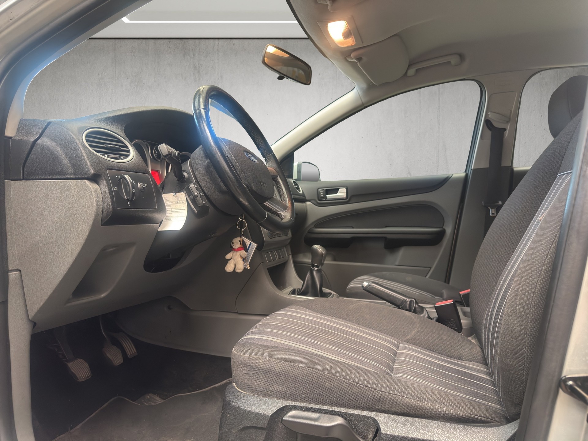 FORD Focus 2.0i Carving-image-8