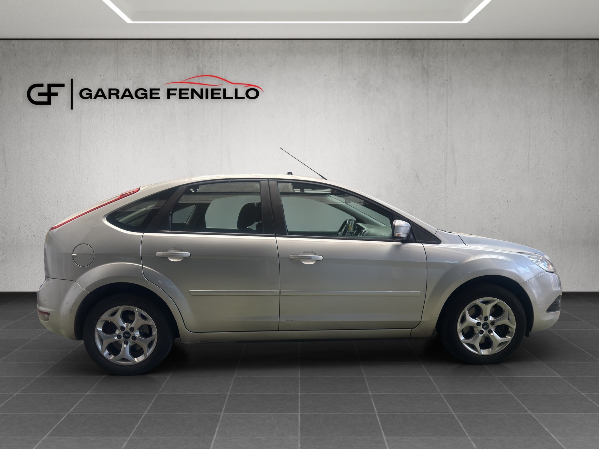 FORD Focus 2.0i Carving-image-7