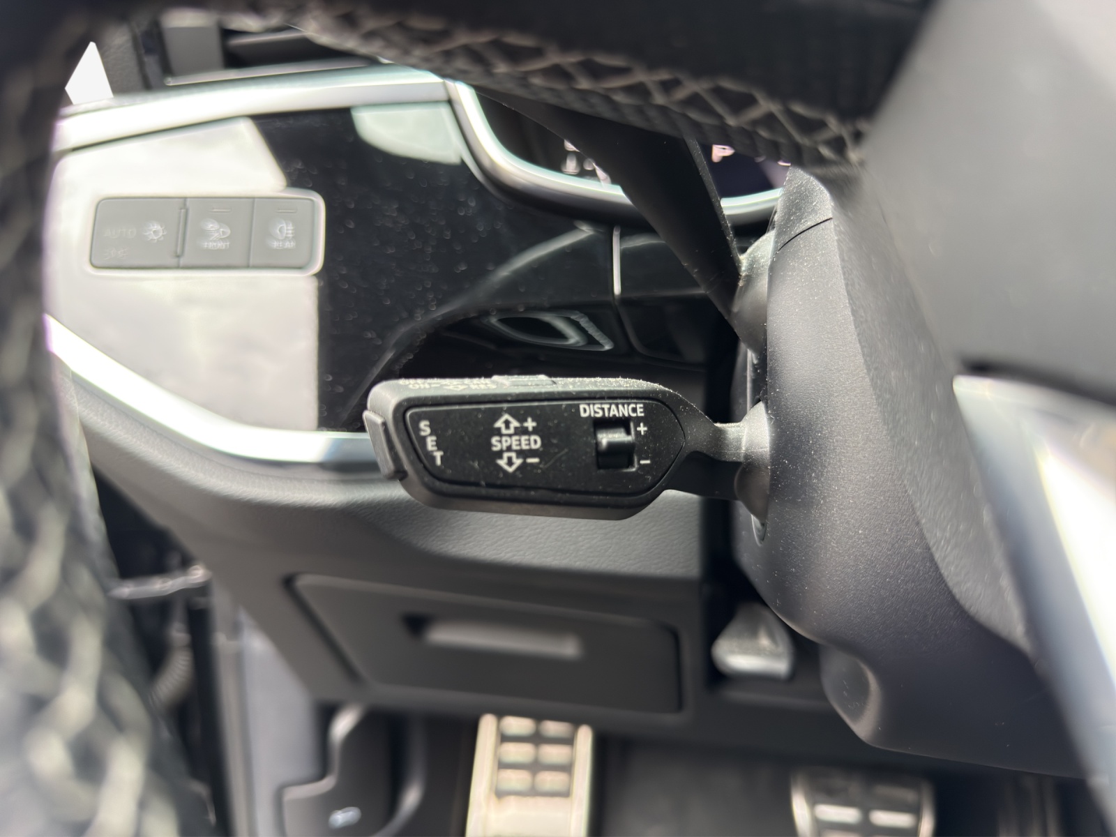 AUDI Q3 35 TFSI S line Attraction S-tronic-image-15