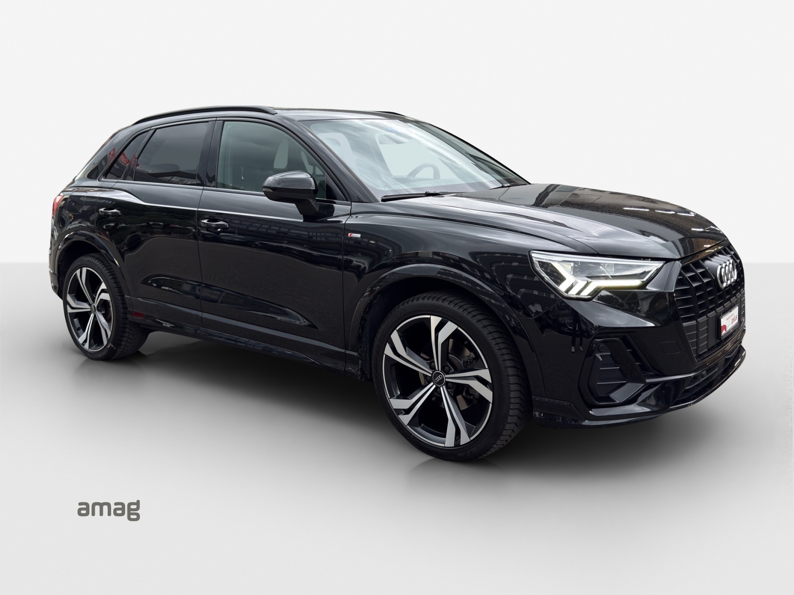AUDI Q3 35 TFSI S line Attraction S-tronic-image-5