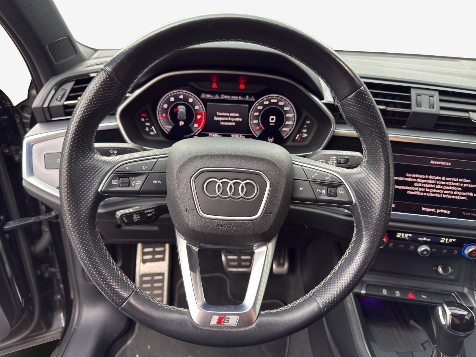 AUDI Q3 35 TFSI S line Attraction S-tronic-image-9
