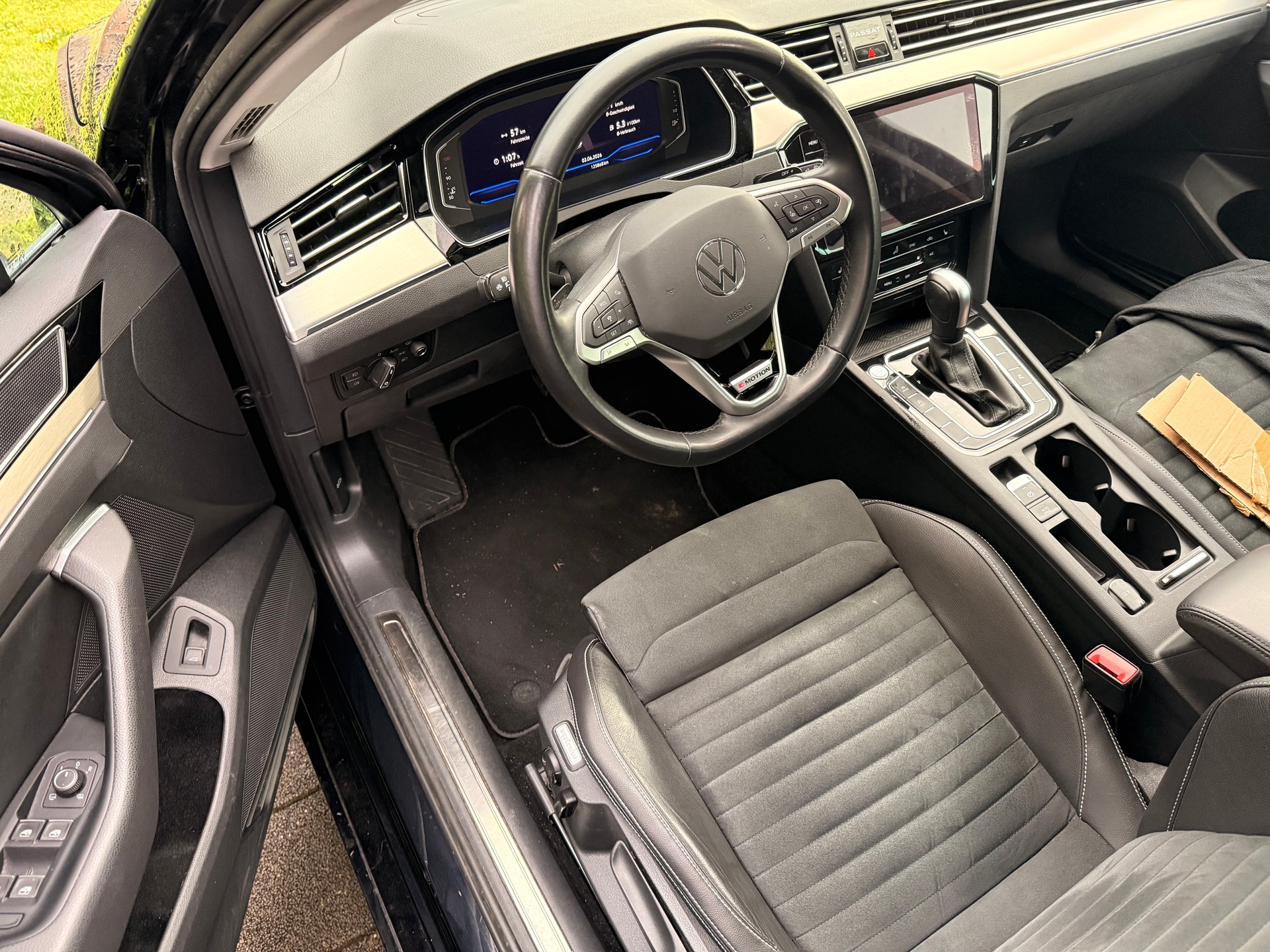 VW 2.0 TDI 200 Elegance DSG 4m-image-6