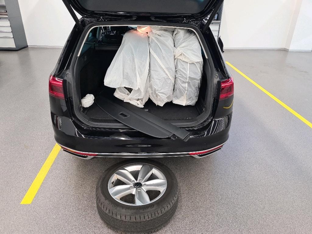 VW 2.0 TDI 200 Elegance DSG 4m-image-15