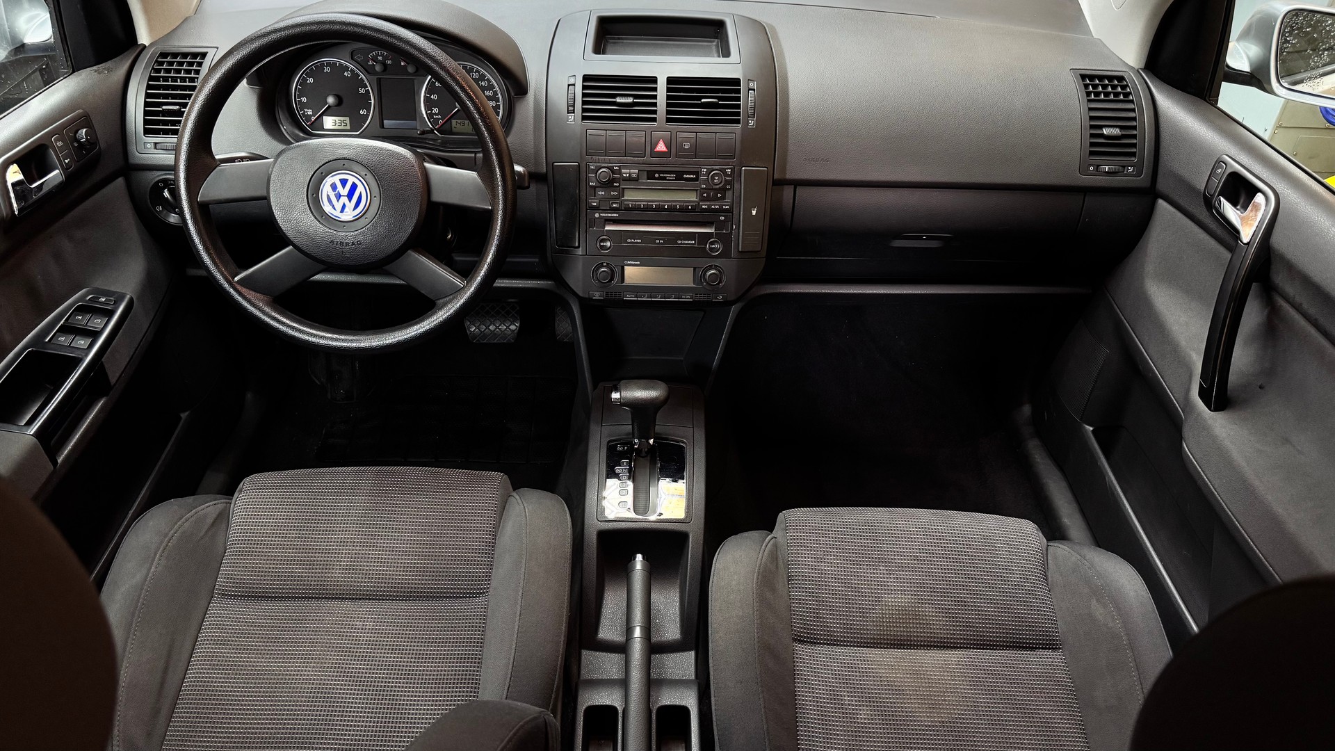 VW Polo 1.4 16V Highline-image-4